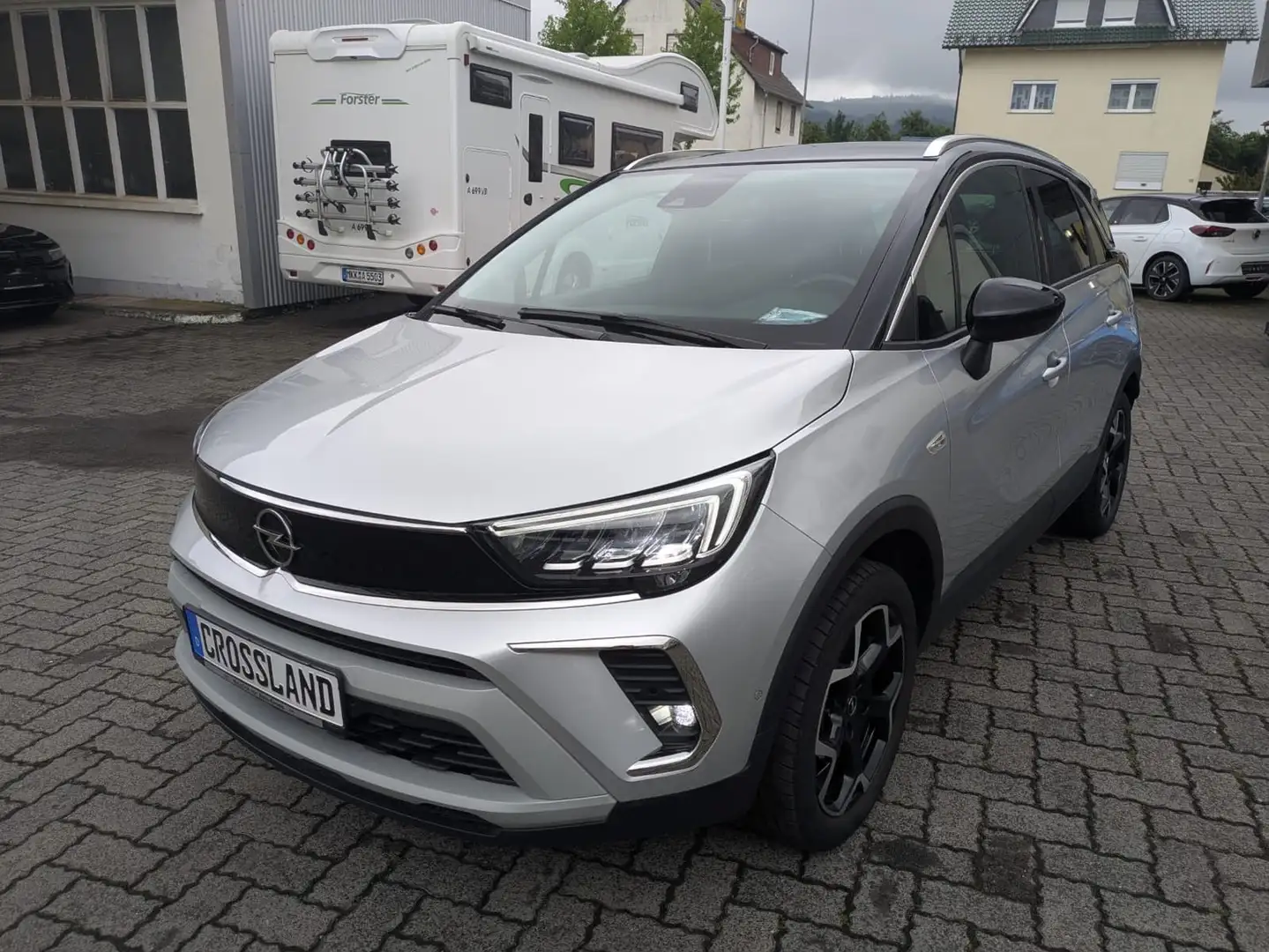 Opel Crossland X Ultimate Grau - 1