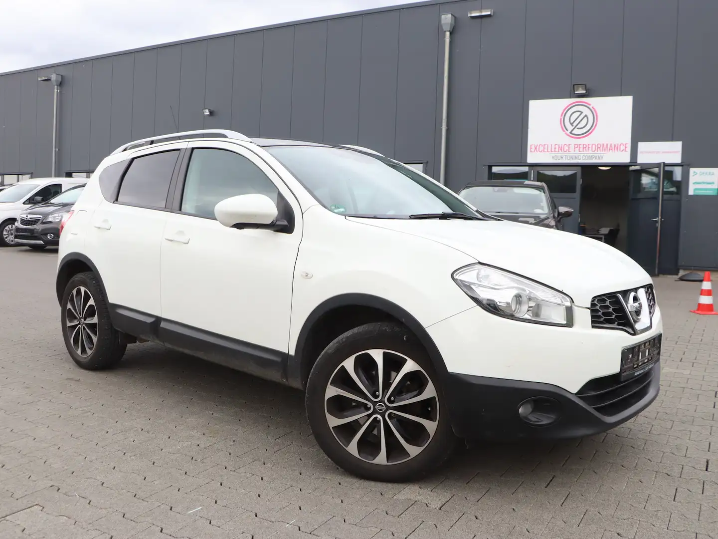 Nissan Qashqai 1.5 dCi I-Way / PANORAMA / NAVI+KAMERA White - 2