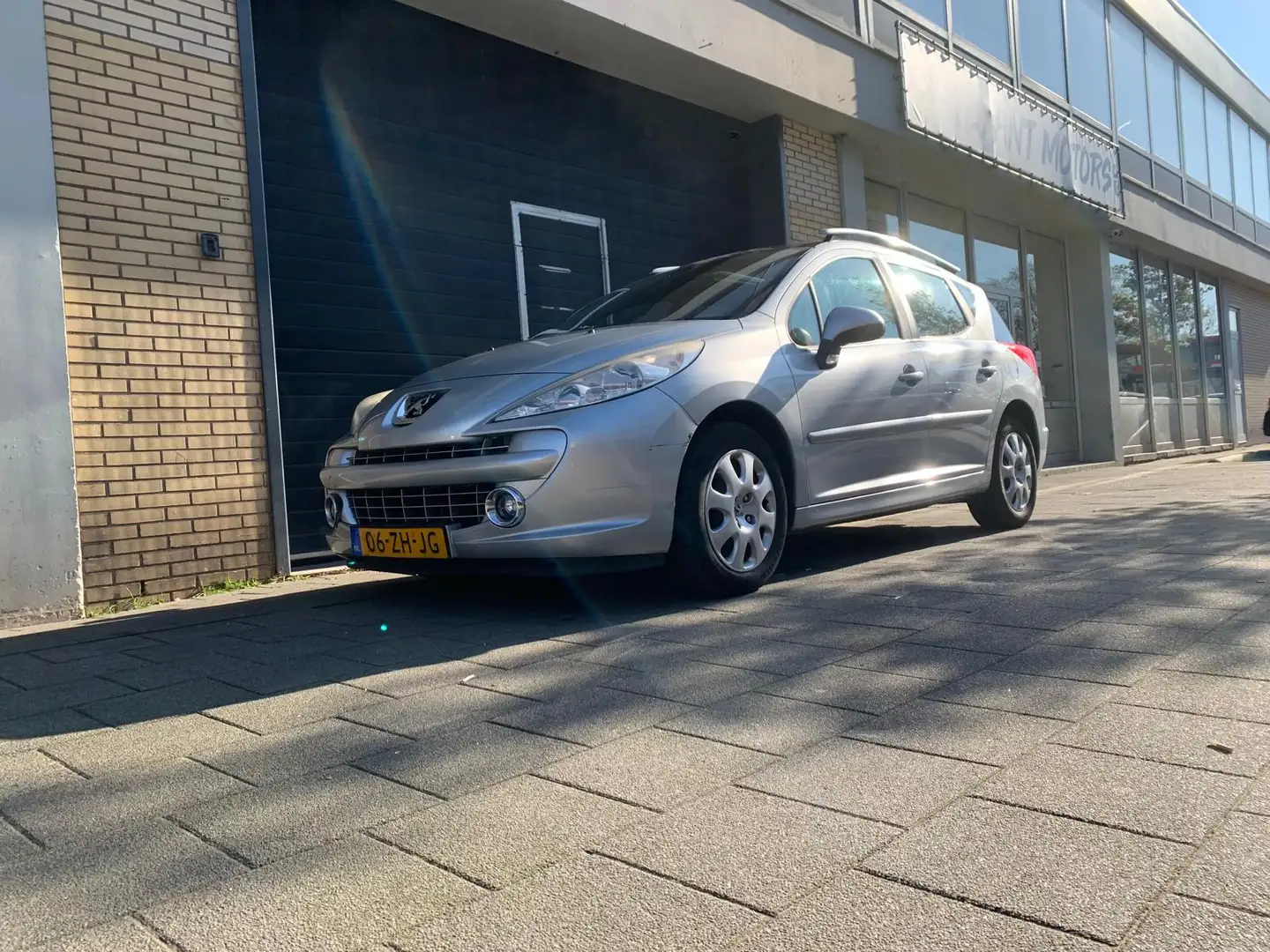 Peugeot 207 SW 1.6 VTi XS Première Grau - 2