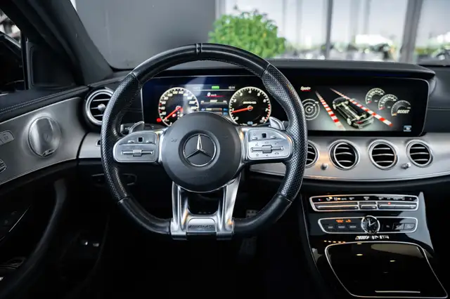 Mercedes-Benz E-Class view 10