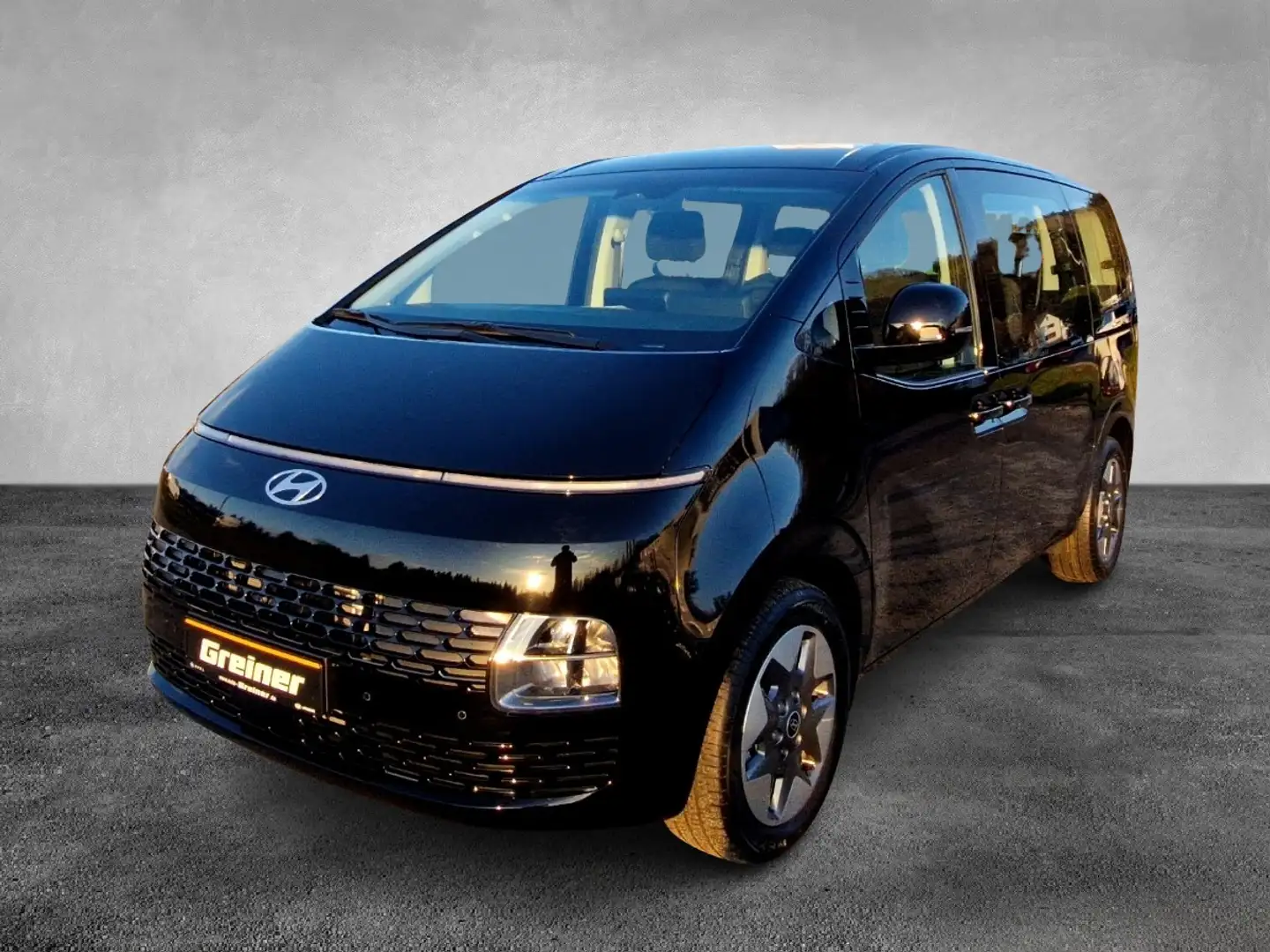 Hyundai STARIA 9-Sitzer 1.6 T-GDI HEV Trend KAMERA Schwarz - 2