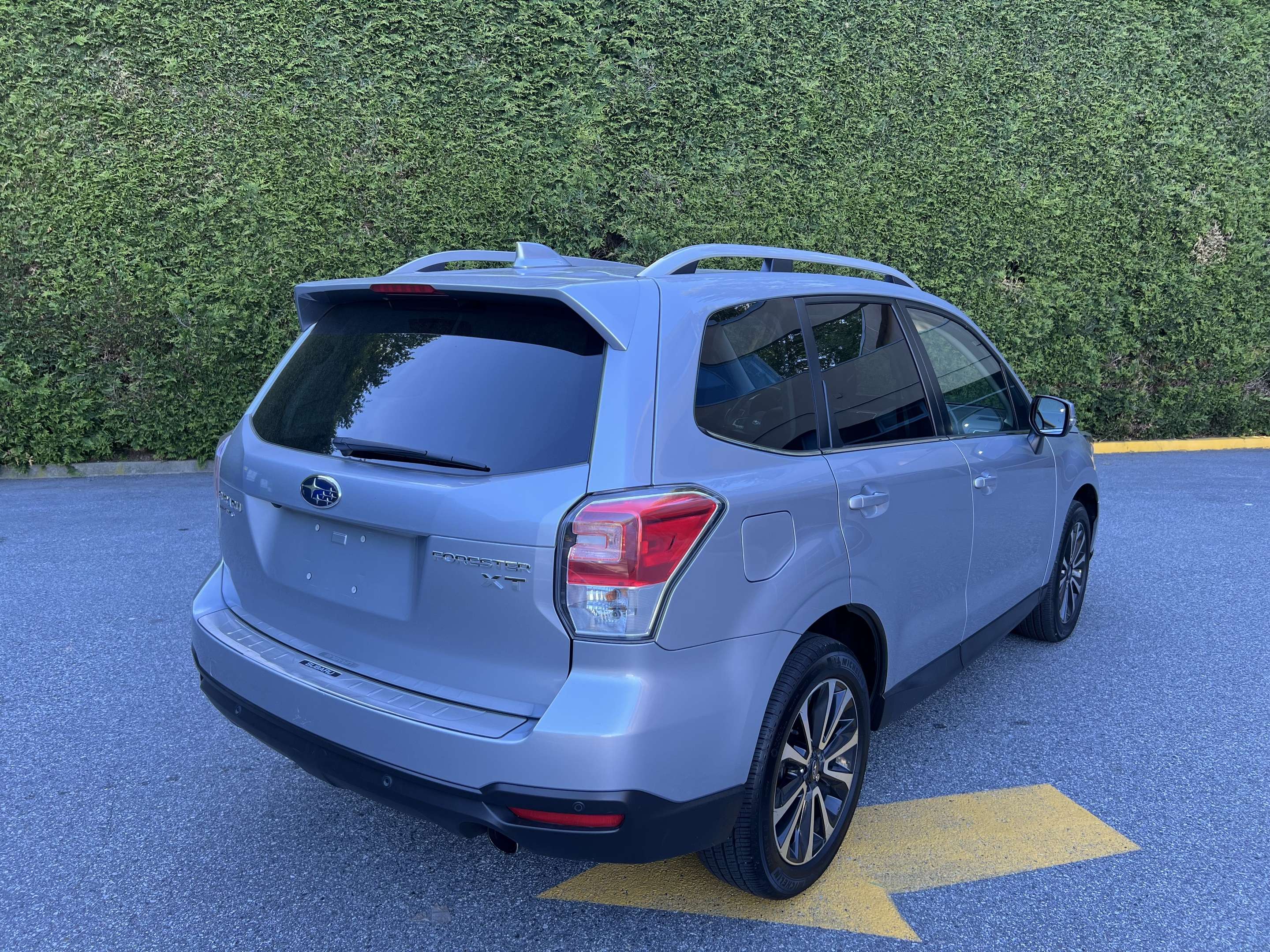 2017 Subaru Forester 2.0XT Limited w/Tech Pkg thumb 6