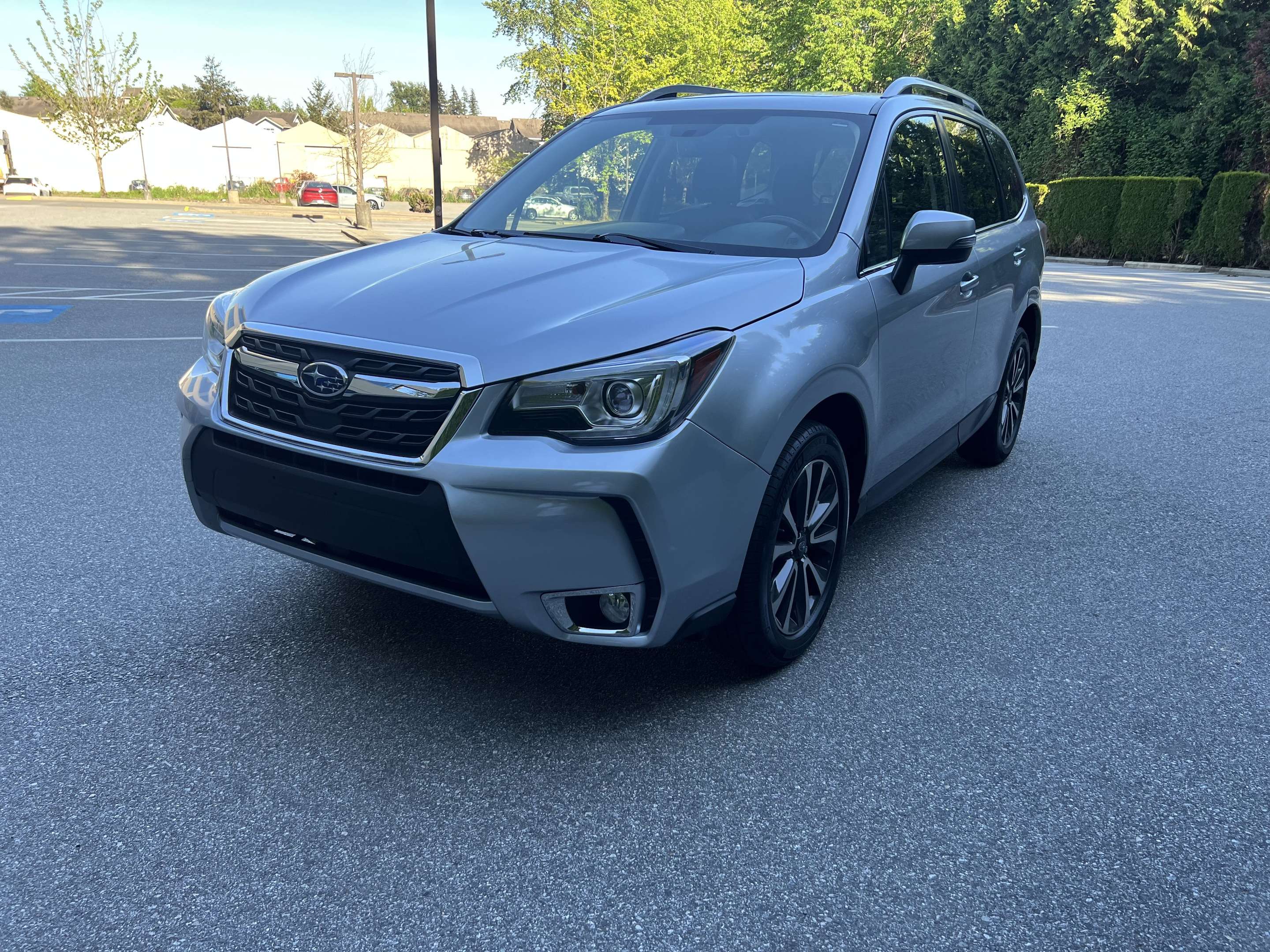 2017 Subaru Forester 2.0XT Limited w/Tech Pkg alt 4