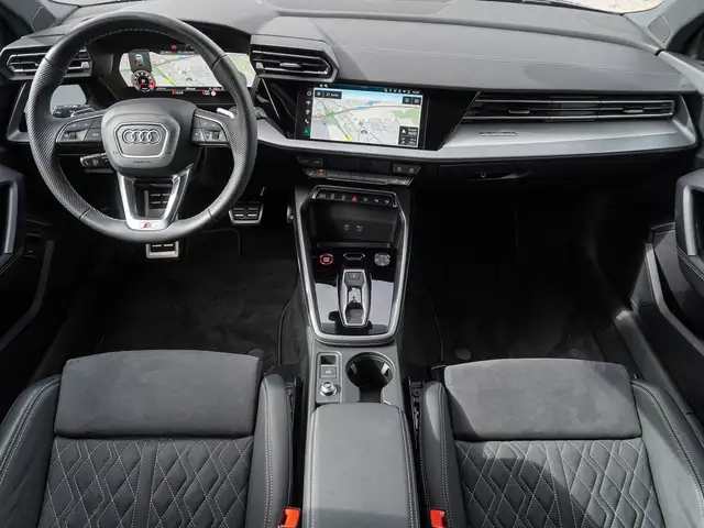 Audi S3 view 9
