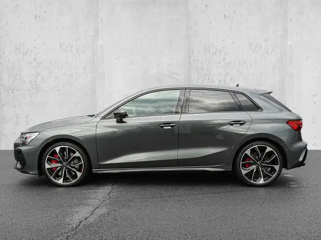 Audi S3 view 5