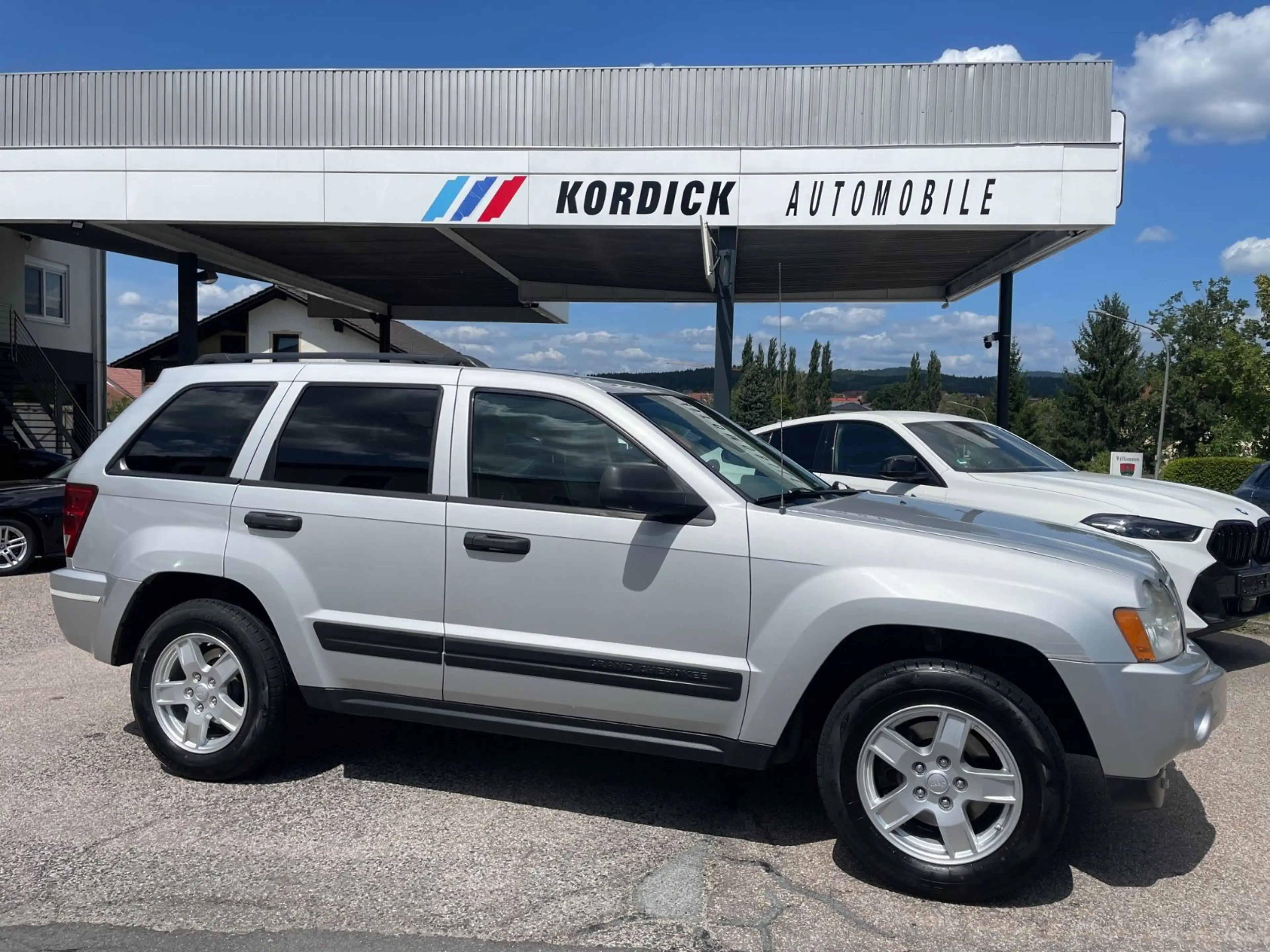 Jeep Grand Cherokee GRAND CHEROKEE 4.7 "LAREDO" LPG-GAS — photo 2