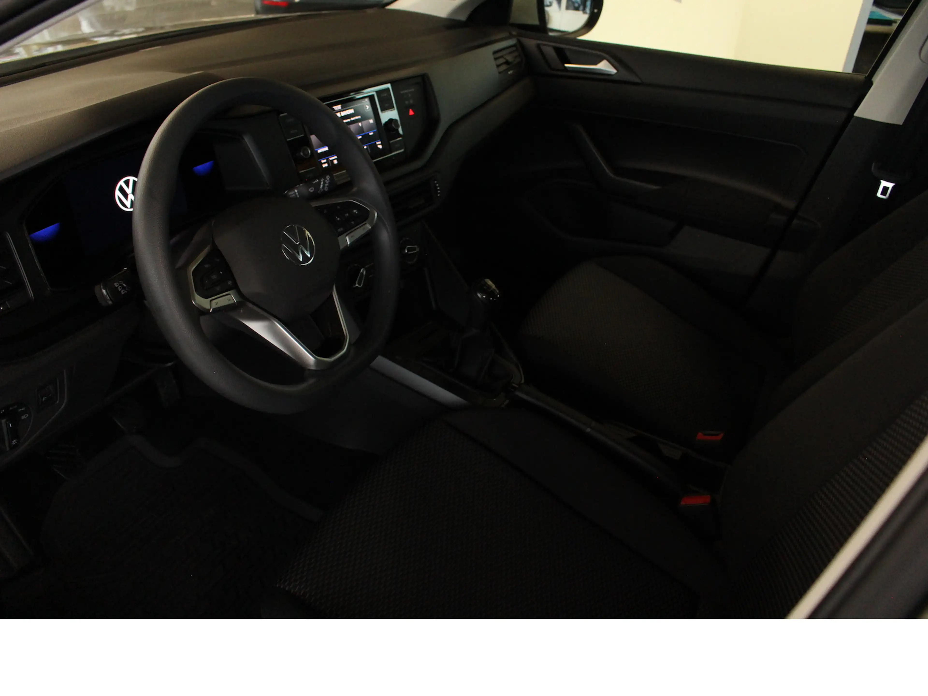 Volkswagen Taigo 1.0 TSI,Nur 21675 KM,Top-Zustand — photo 8
