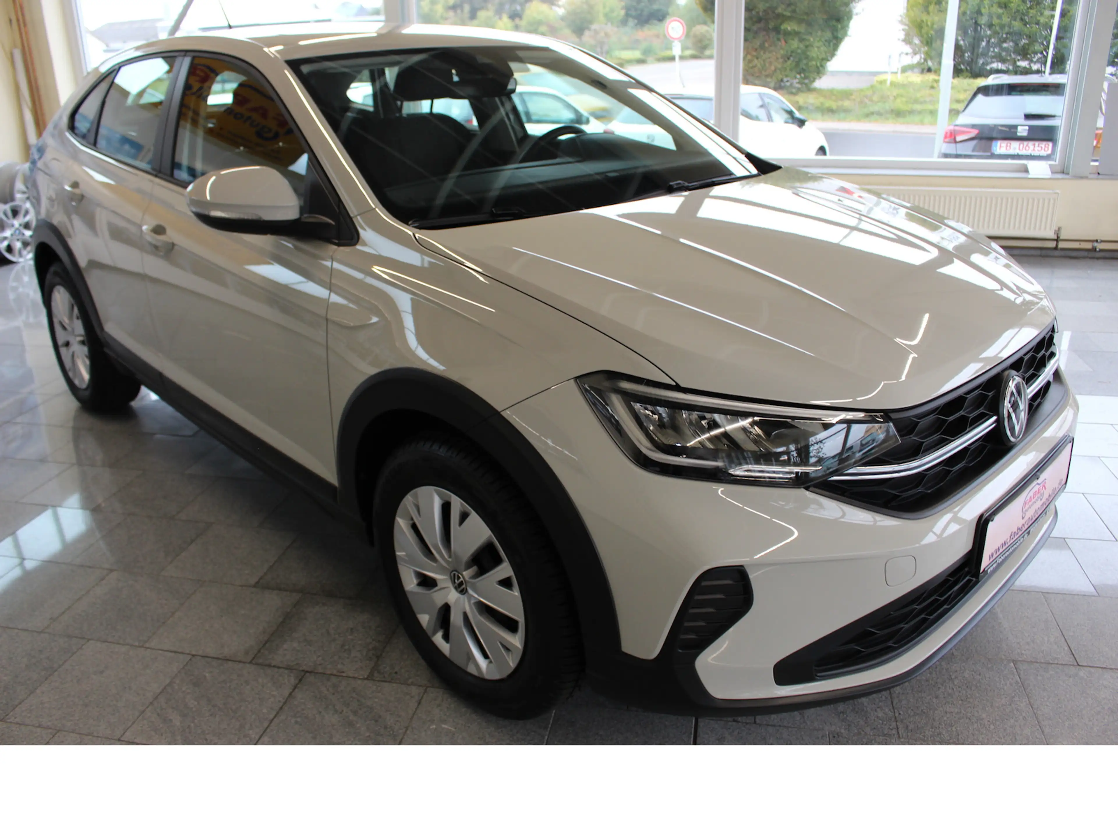 Volkswagen Taigo 1.0 TSI,Nur 21675 KM,Top-Zustand — photo 15