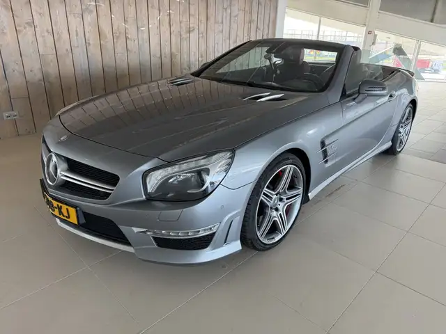 Mercedes-Benz SL 63 AMG Perfor. Pack.