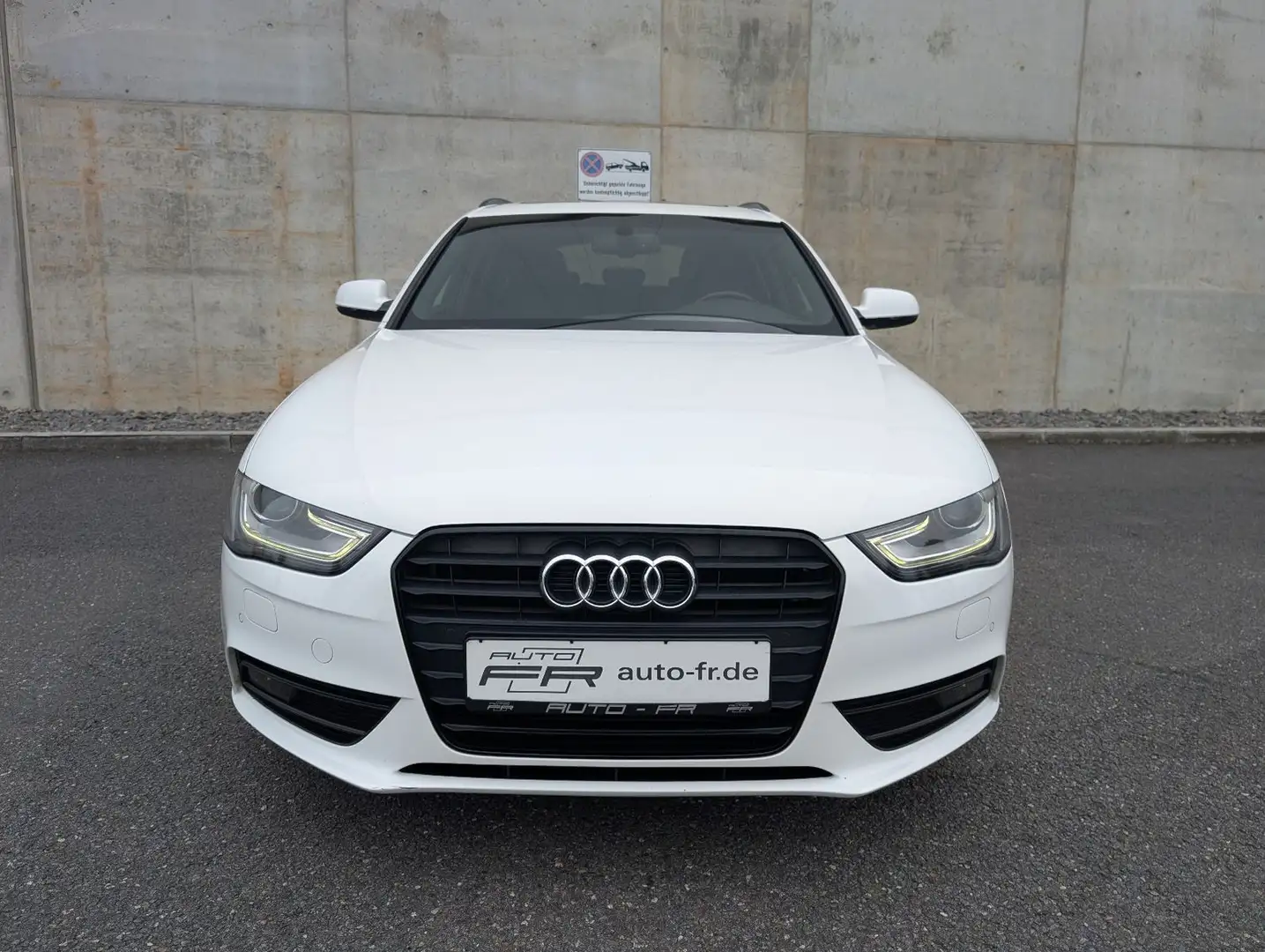 Audi A4 Avant S line 1.8 TFSI 170PS Automatik Xenon Blanc - 2