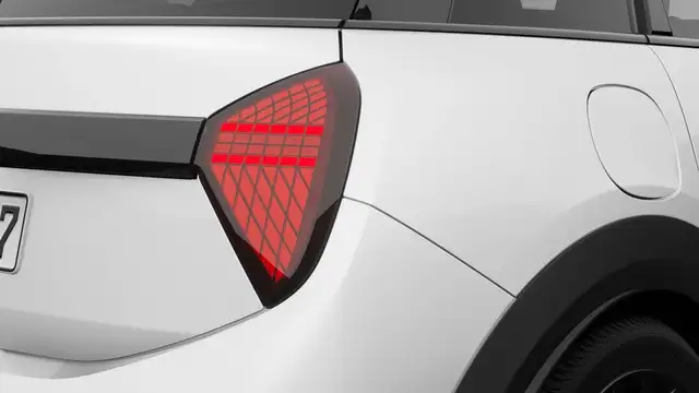 Mini Hatch view 7