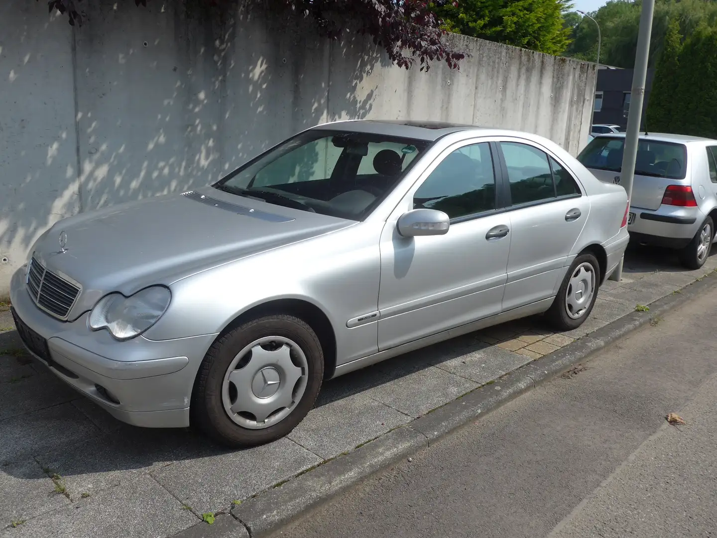 Mercedes-Benz C 180 Classic Silber - 1