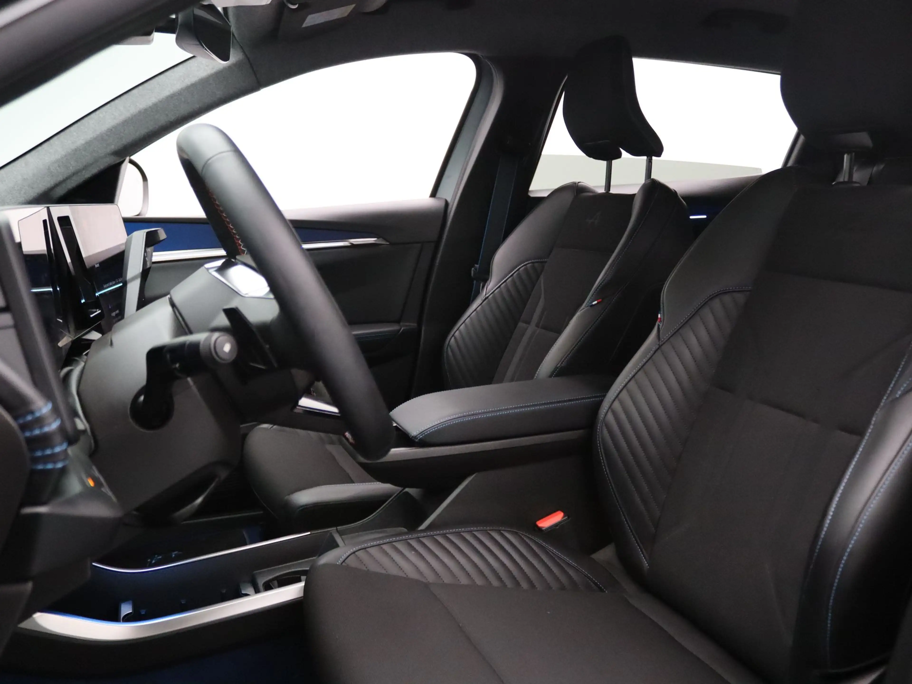 Renault Scenic E-Tech EV87 long range esprit Alpine Apple Carplay — photo 6