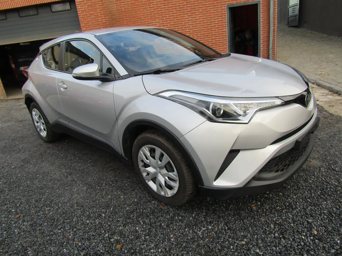 Toyota C-HR 1.2 T-115 Garantie 12 Mois + Reprise Possible Сірий - 1