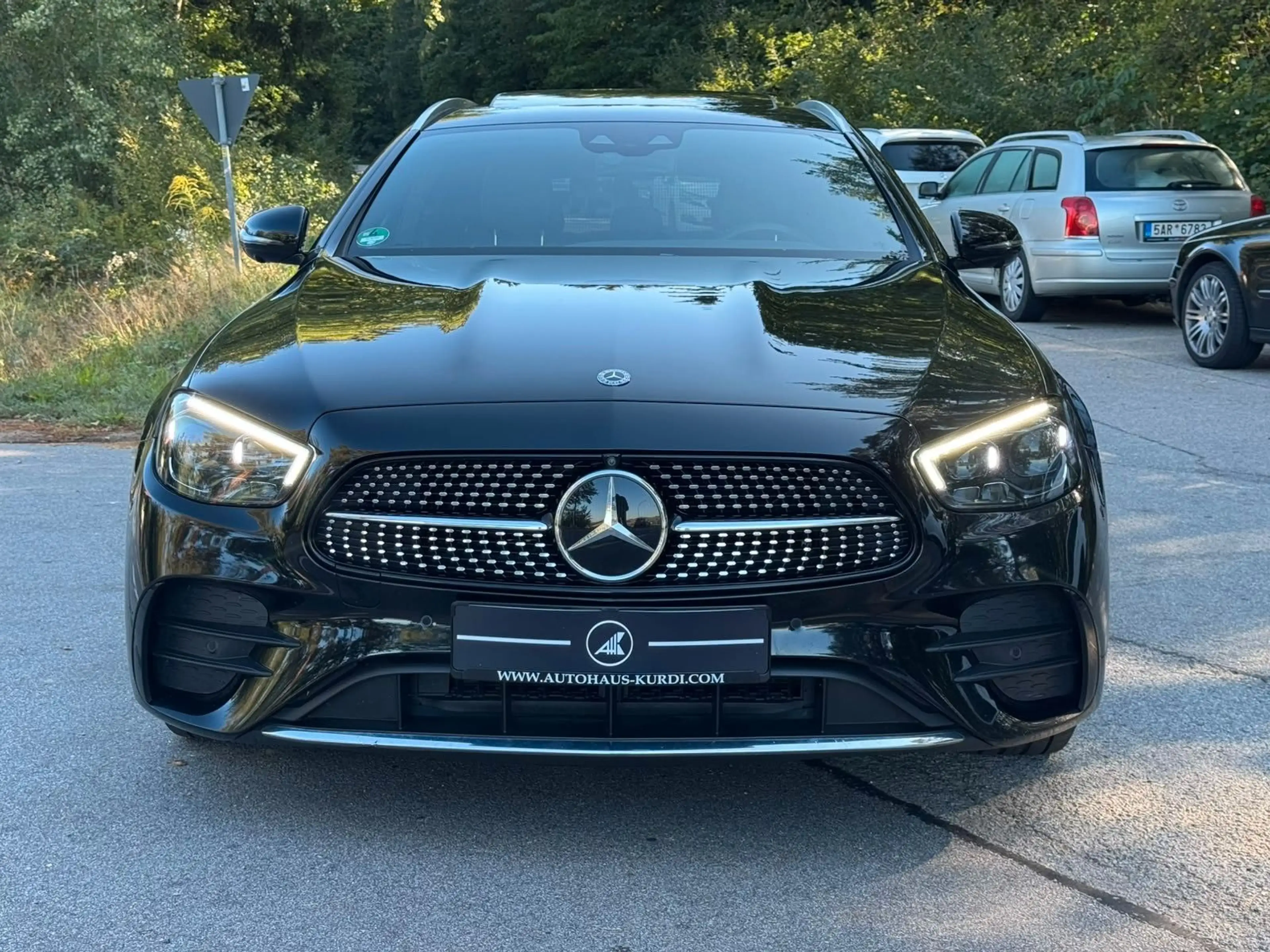 Mercedes-Benz E 400 E400d 4M AMG ACC BURMESTER 360 MEM MULTIBEAM AHK — photo 4