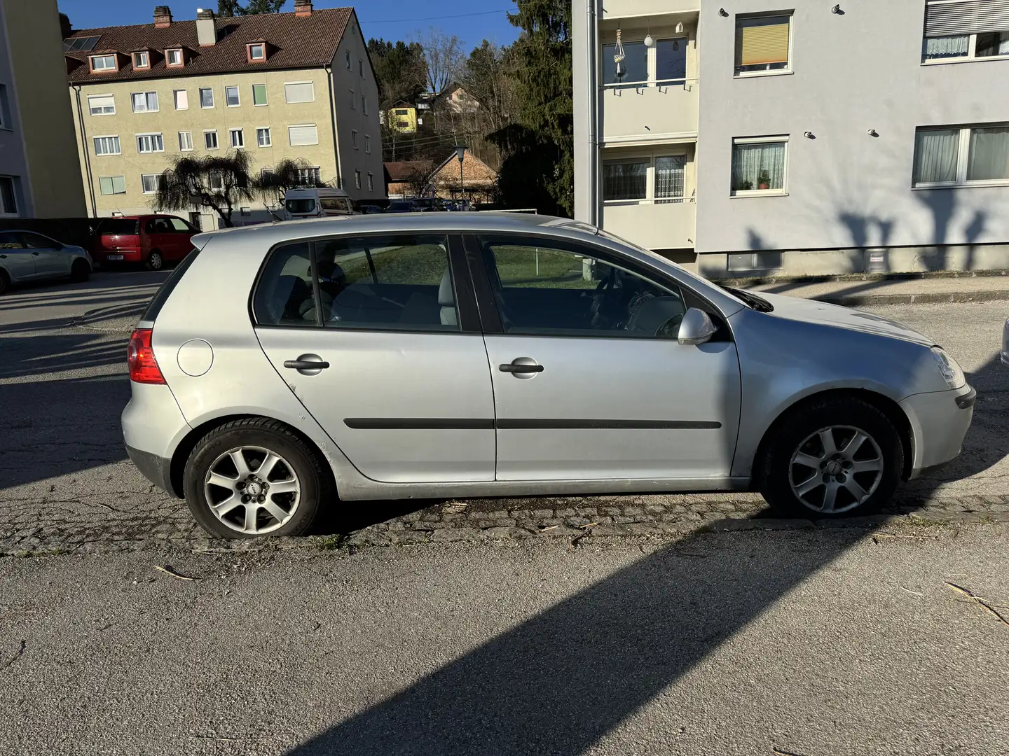 Volkswagen Golf Trendline 1,9 TDi - 2
