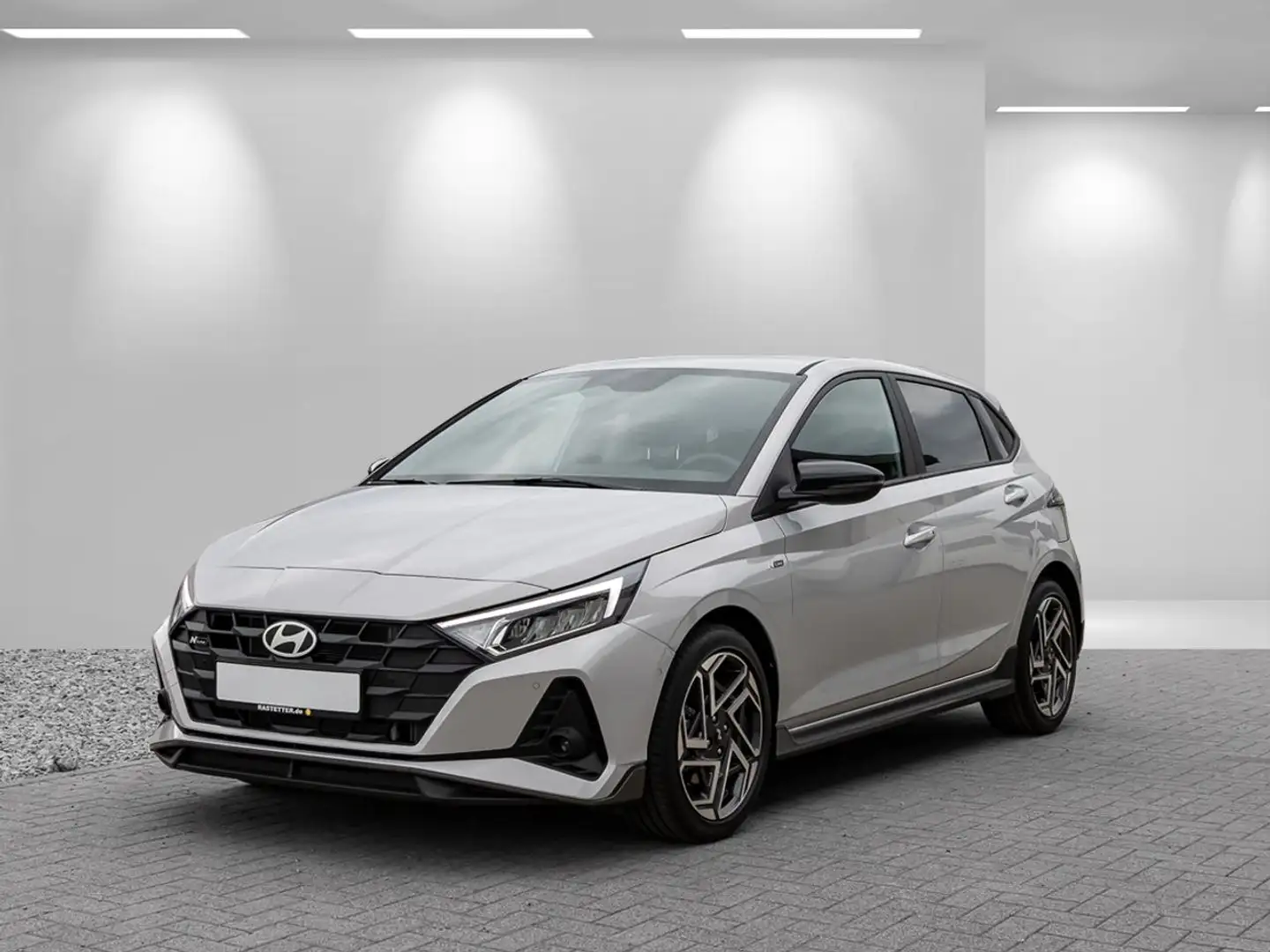 Hyundai i20 DCT N Line 5Jahre+Navi+virtCP+ParkAss+Kamera+SHZ+P Grijs - 2