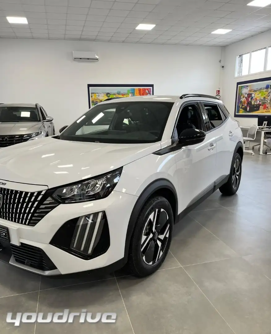 Peugeot 2008 PureTech 100 S&S Allure KM0 Fehér - 2