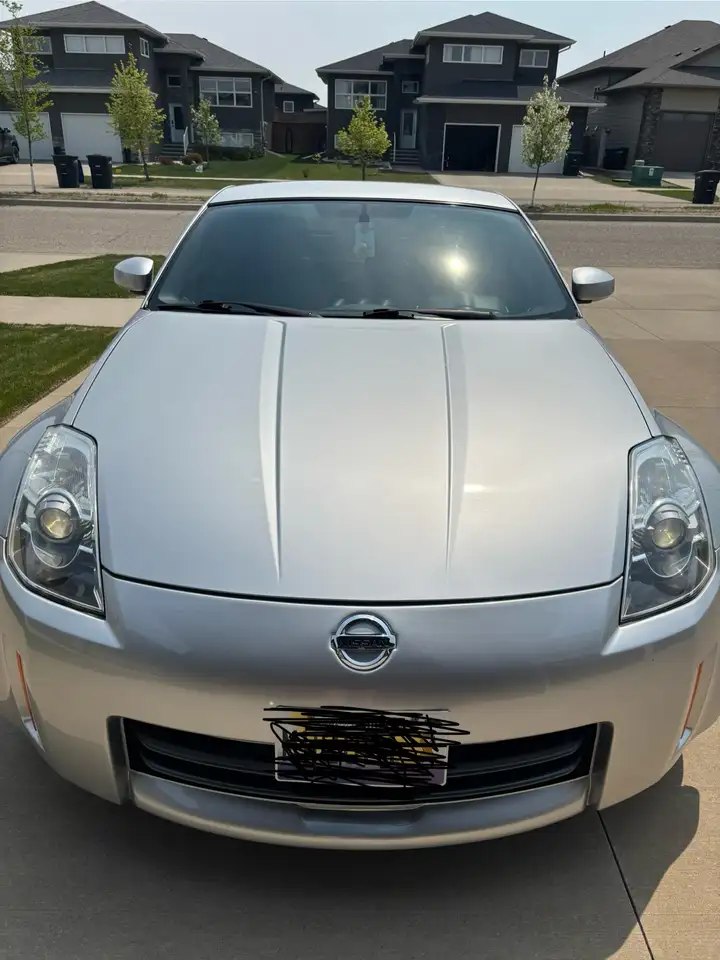 Nissan 350Z снимка Nissan 350Z