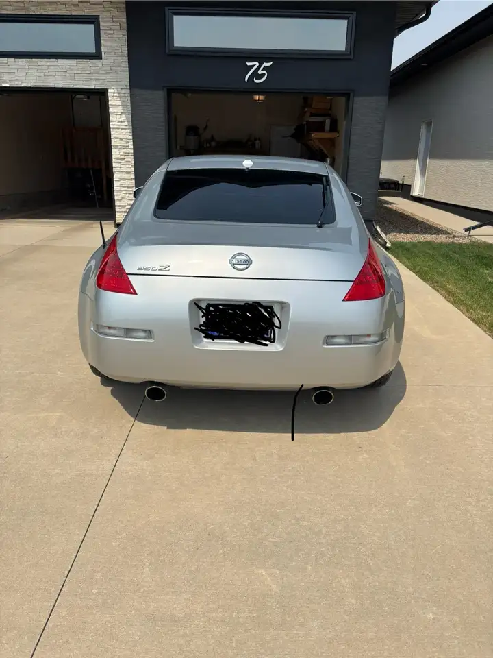Nissan 350Z снимка Nissan 350Z