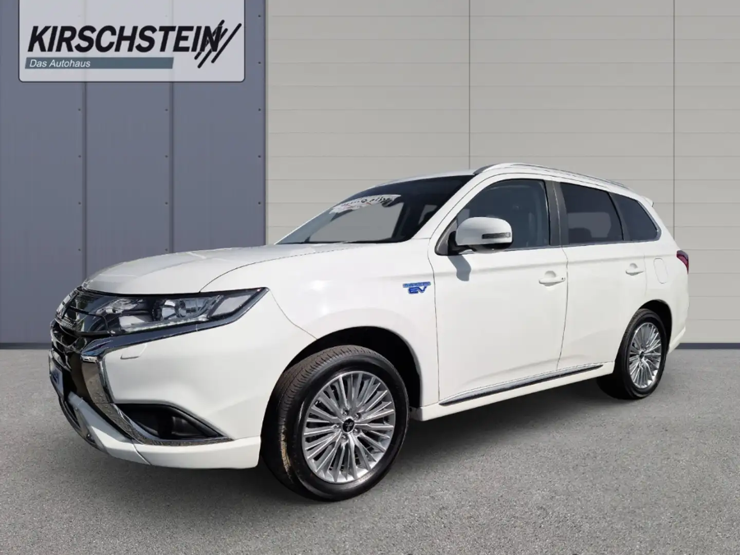 Mitsubishi Outlander Basis Spirit 4WD Navi White - 2