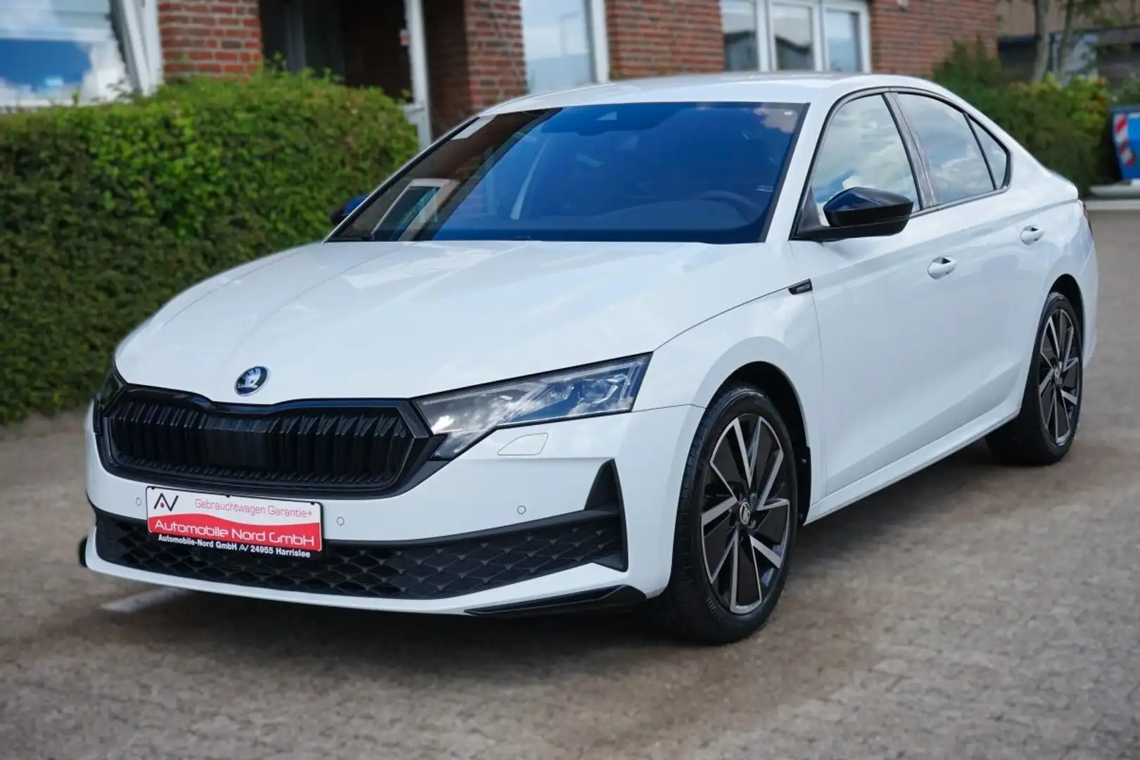 Skoda Octavia Limo 2.0 TDI *Sportline*Matrix Led*DSG Blanc - 1