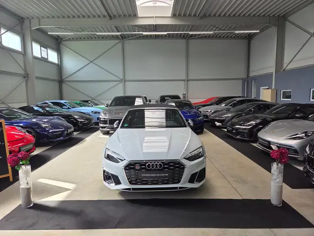 Audi Cabriolet main image