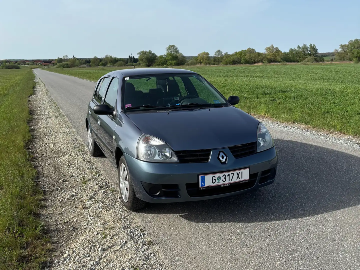 Renault Clio Storia 1,2 Grau - 2