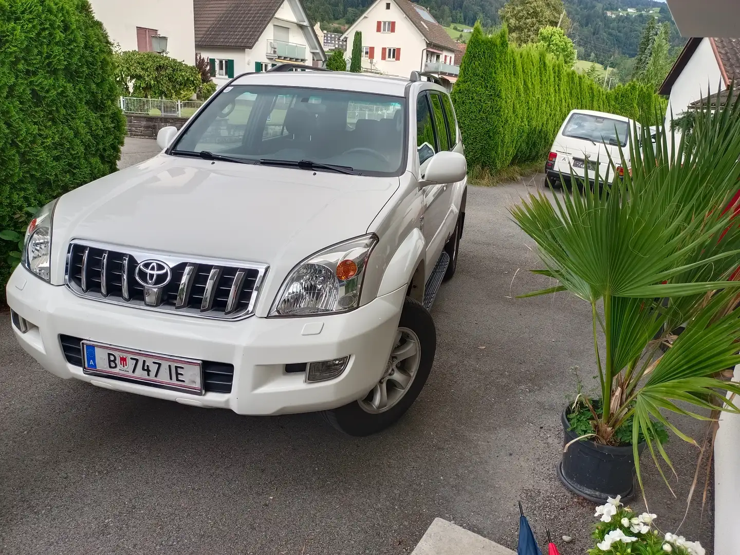 Toyota Land Cruiser Landcruiser 300 3,0 D-4D VX Aut. VX Weiß - 1