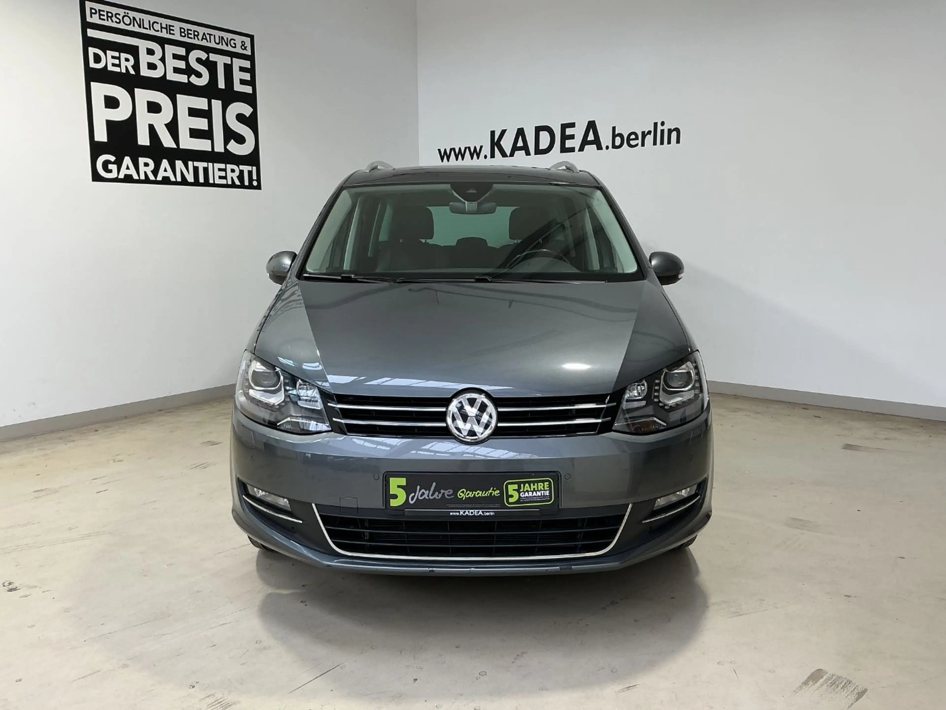 Volkswagen Sharan 2.0 TDI Kamera,PDC,Sitzheizung,CarPlay — photo 3