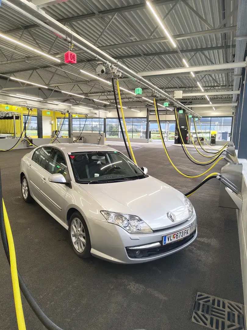 Renault Laguna 2.0 dCi FAP Expression - 1