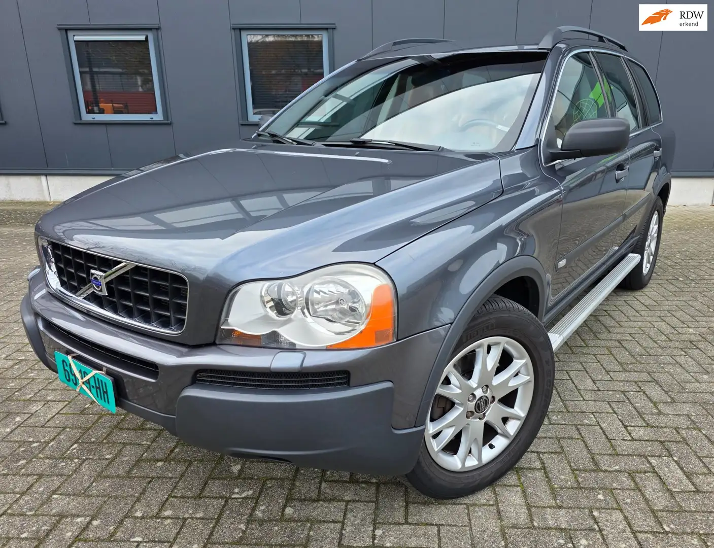 Volvo XC90 2.5 T Summum, pre Facelift, netto € 12.250, bijtel Gris - 1