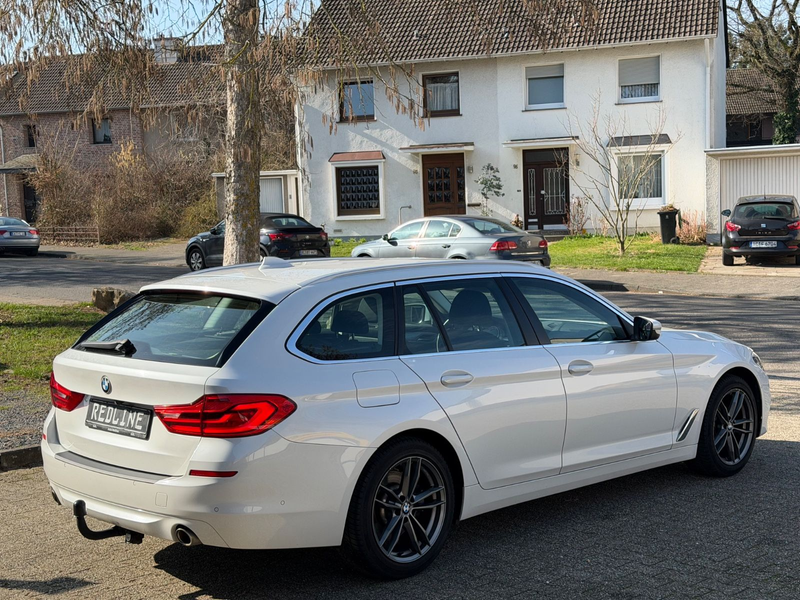 BMW 520 5 Touring /// 1 Hand /// — photo 5