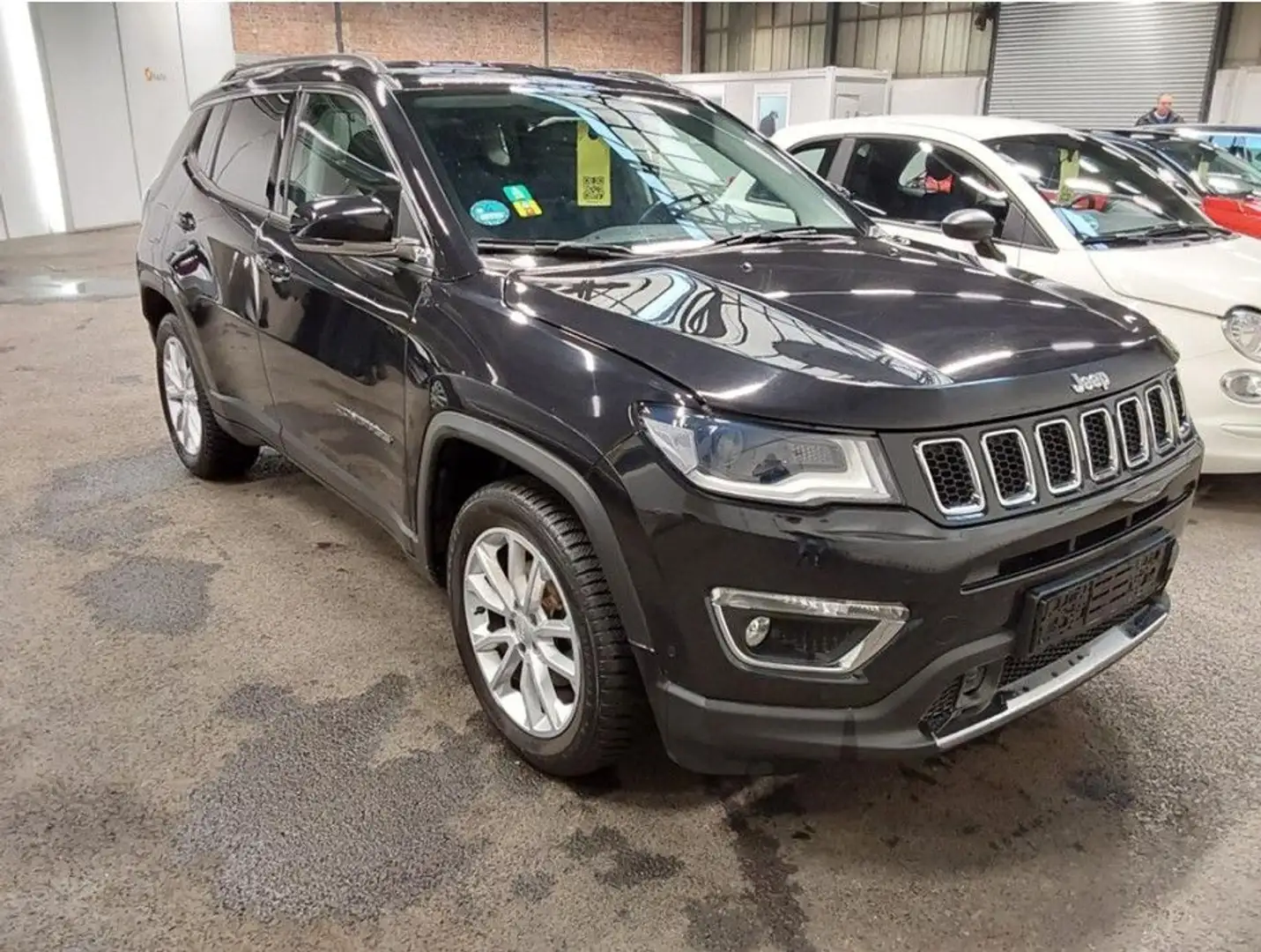Jeep Compass Limited 1,3 TGDi NAV+KAM+XEN+ACC+CARPLAY Schwarz - 1