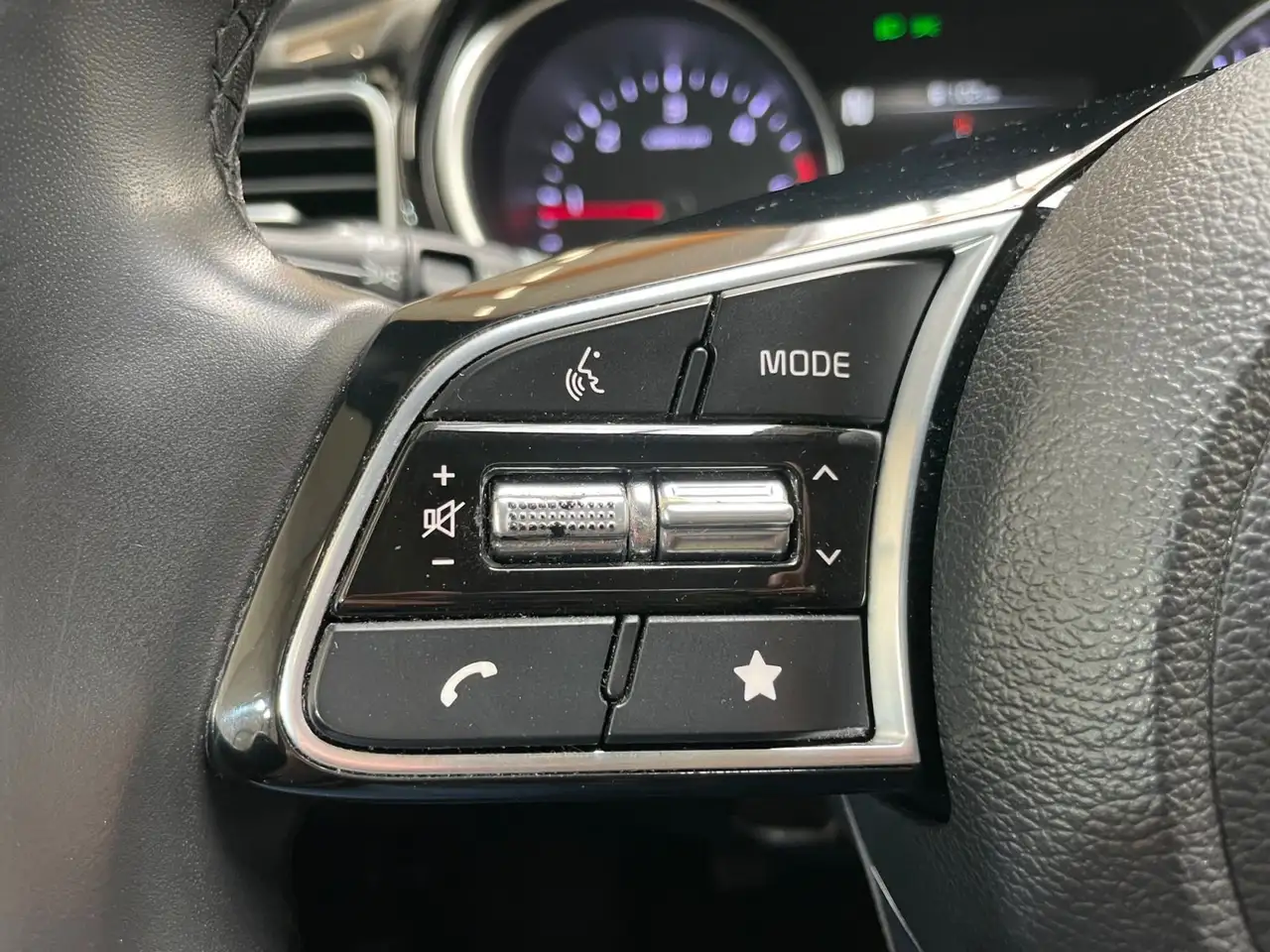 Kia Ceed / cee'd PULSE 1.6 CRDi 136CV MHEV ISG 10