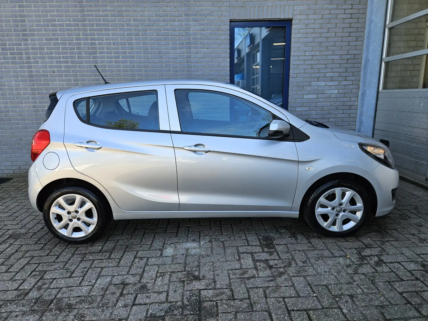 Opel Karl 1.0 ecoFLEX Edition Inclusief Afleveringskosten Zilver - 2