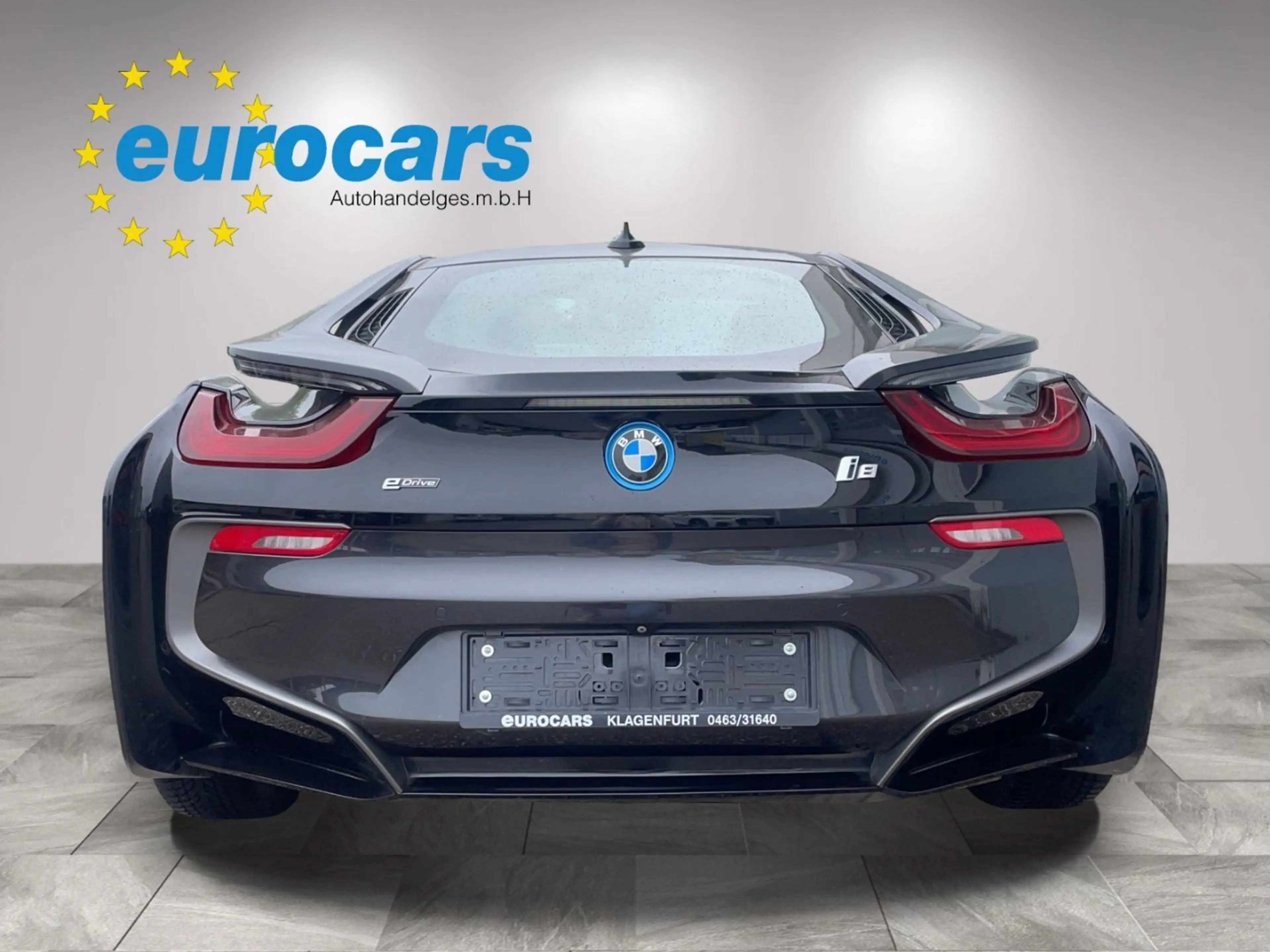 BMW i8 — photo 5