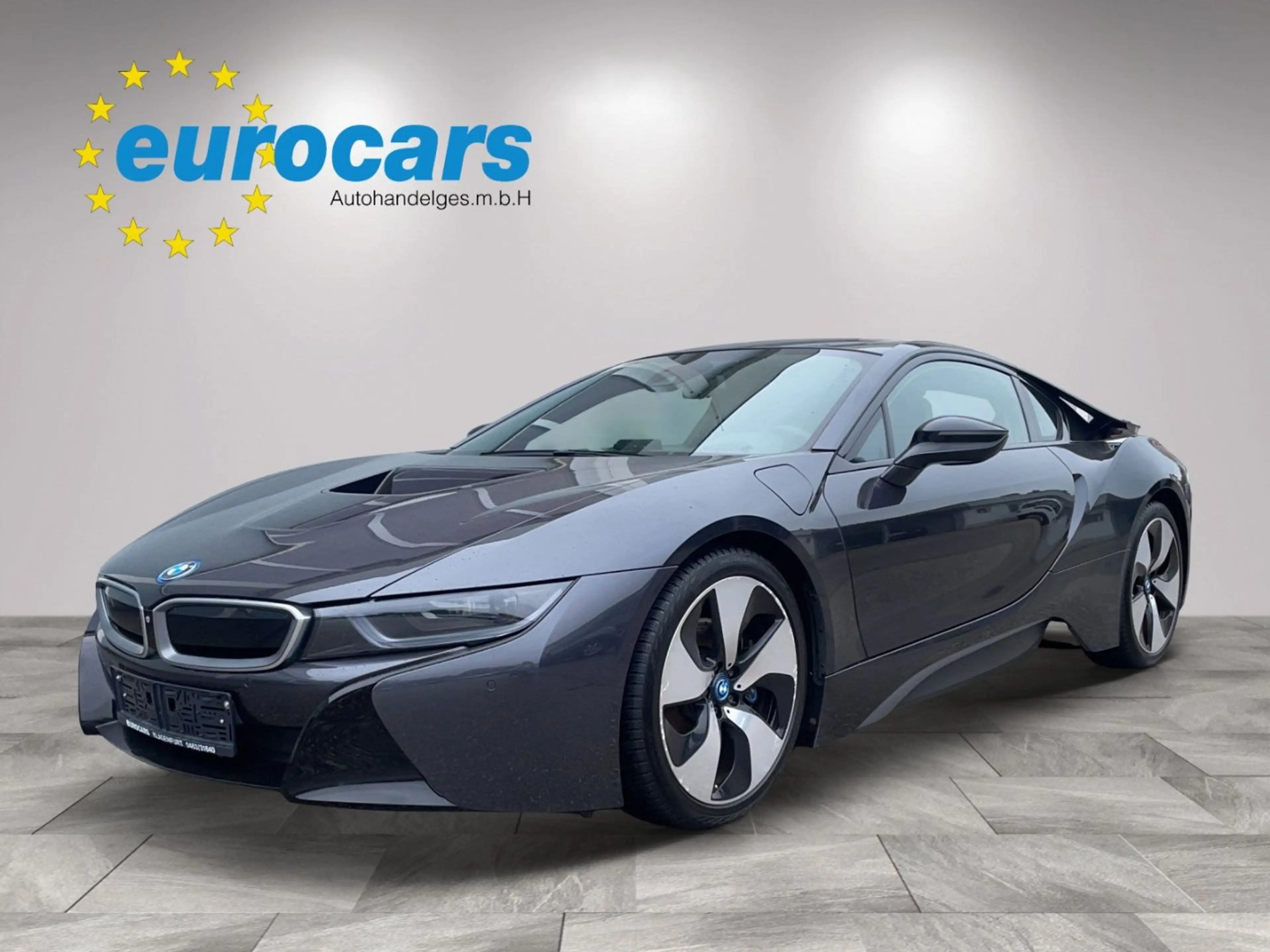 BMW i8