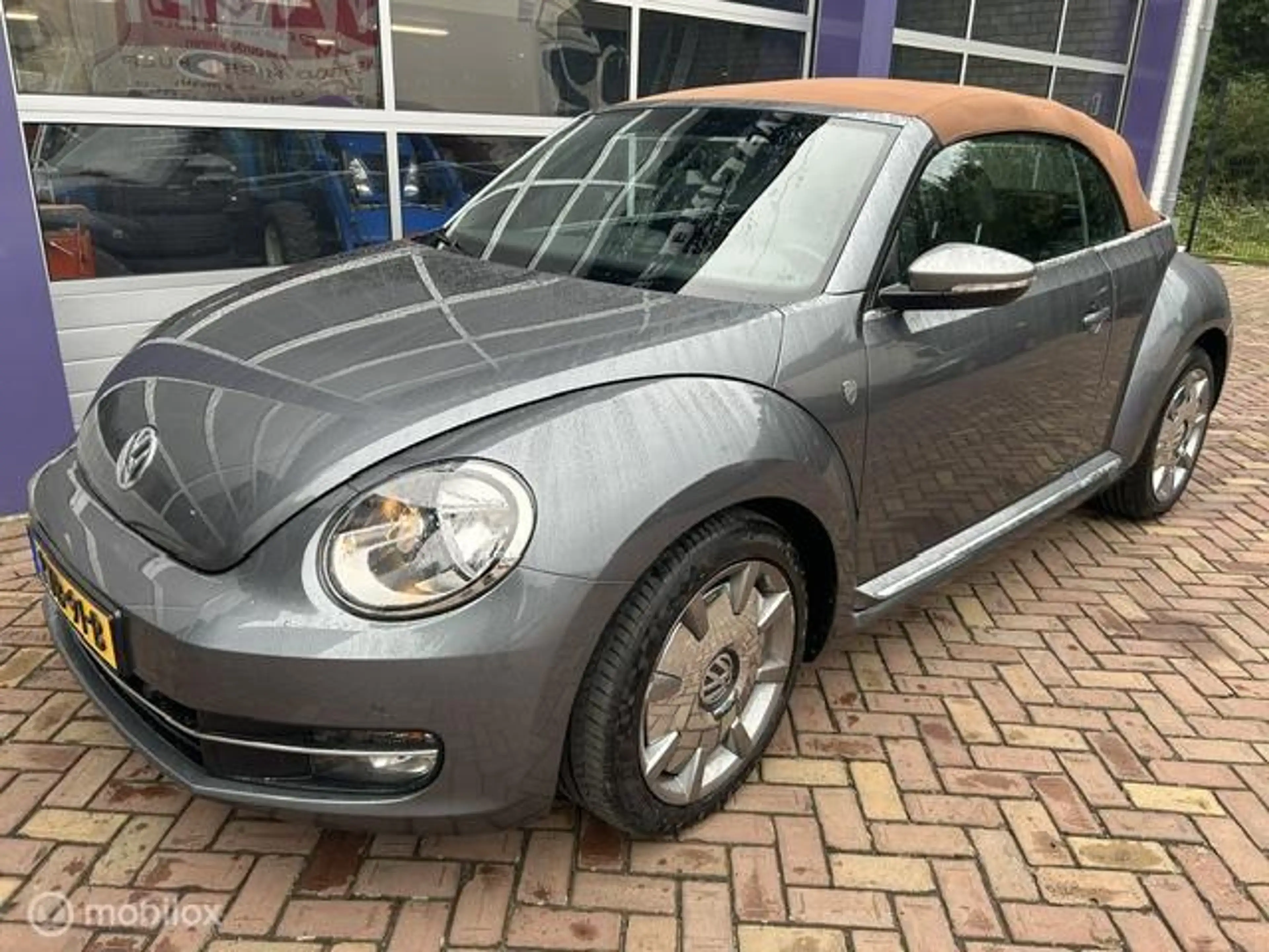 Volkswagen Beetle Cabriolet 1.2 KARMANN * AIRCO * NAVIGATIE — photo 4