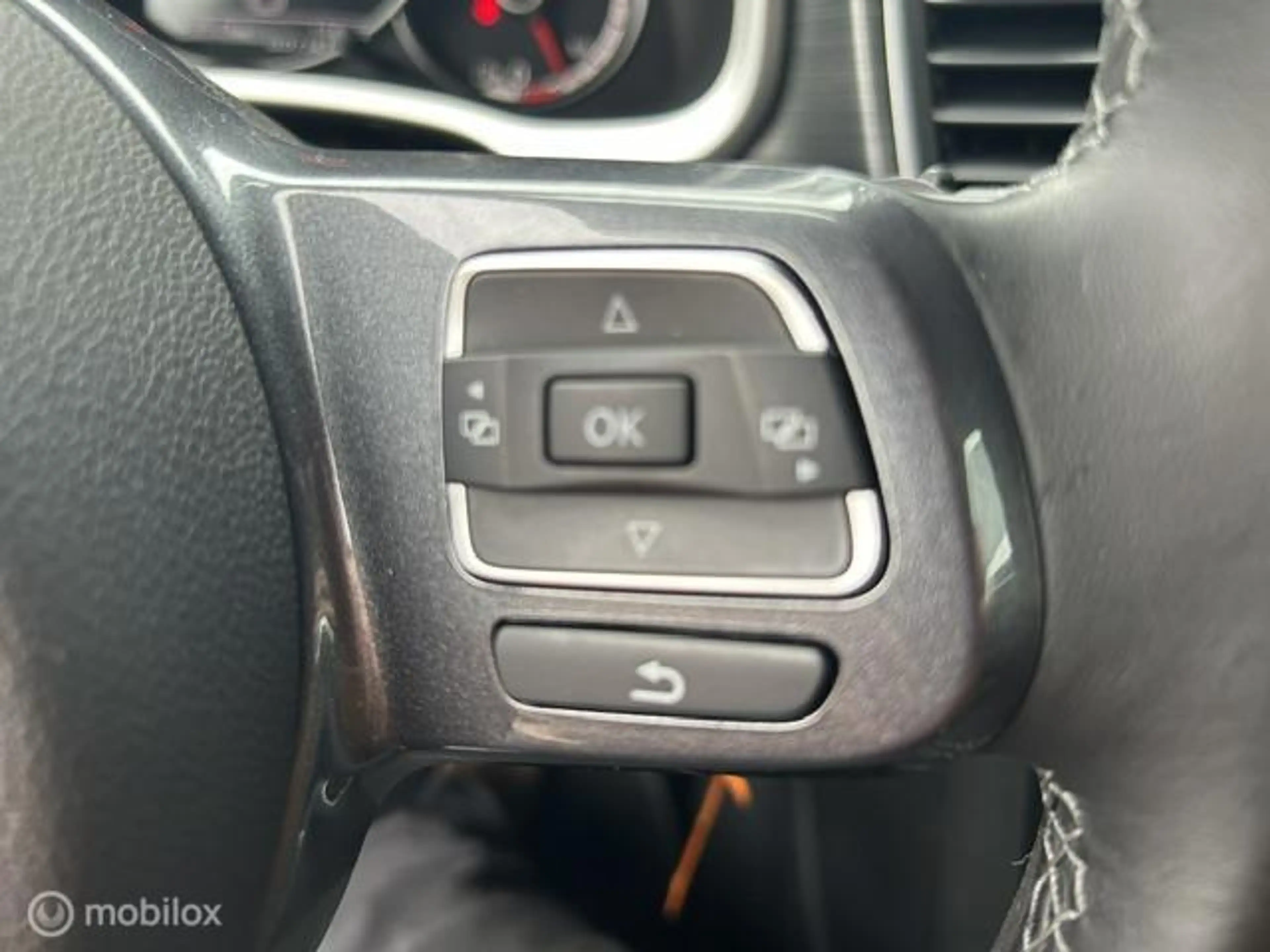 Volkswagen Beetle Cabriolet 1.2 KARMANN * AIRCO * NAVIGATIE — photo 11