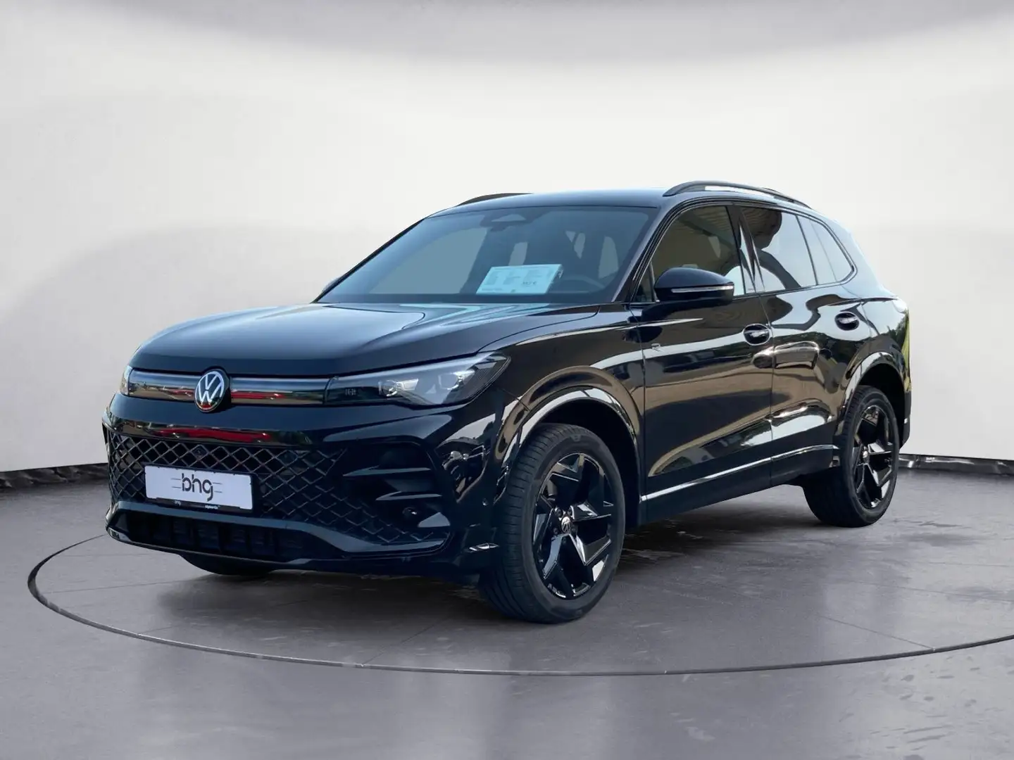 Volkswagen Tiguan 2.0 TDI R-Line DSG 4Motion AHK HUD PANO Schwarz - 2