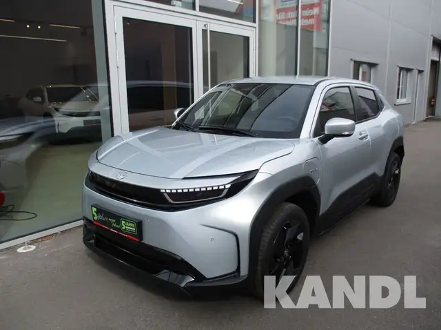 Toyota Urban Cruiser Elektro 61kWh Teamplayer Aut.
