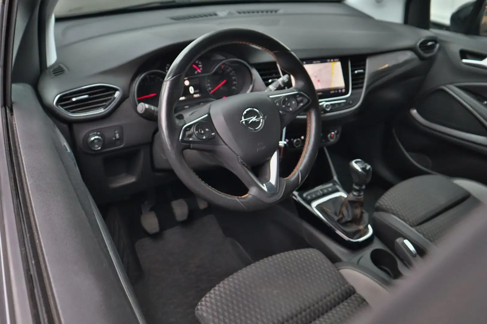 Opel Crossland X 1.2 Turbo Innovation Navi/Clima/LED/17 inch LM Gris - 2