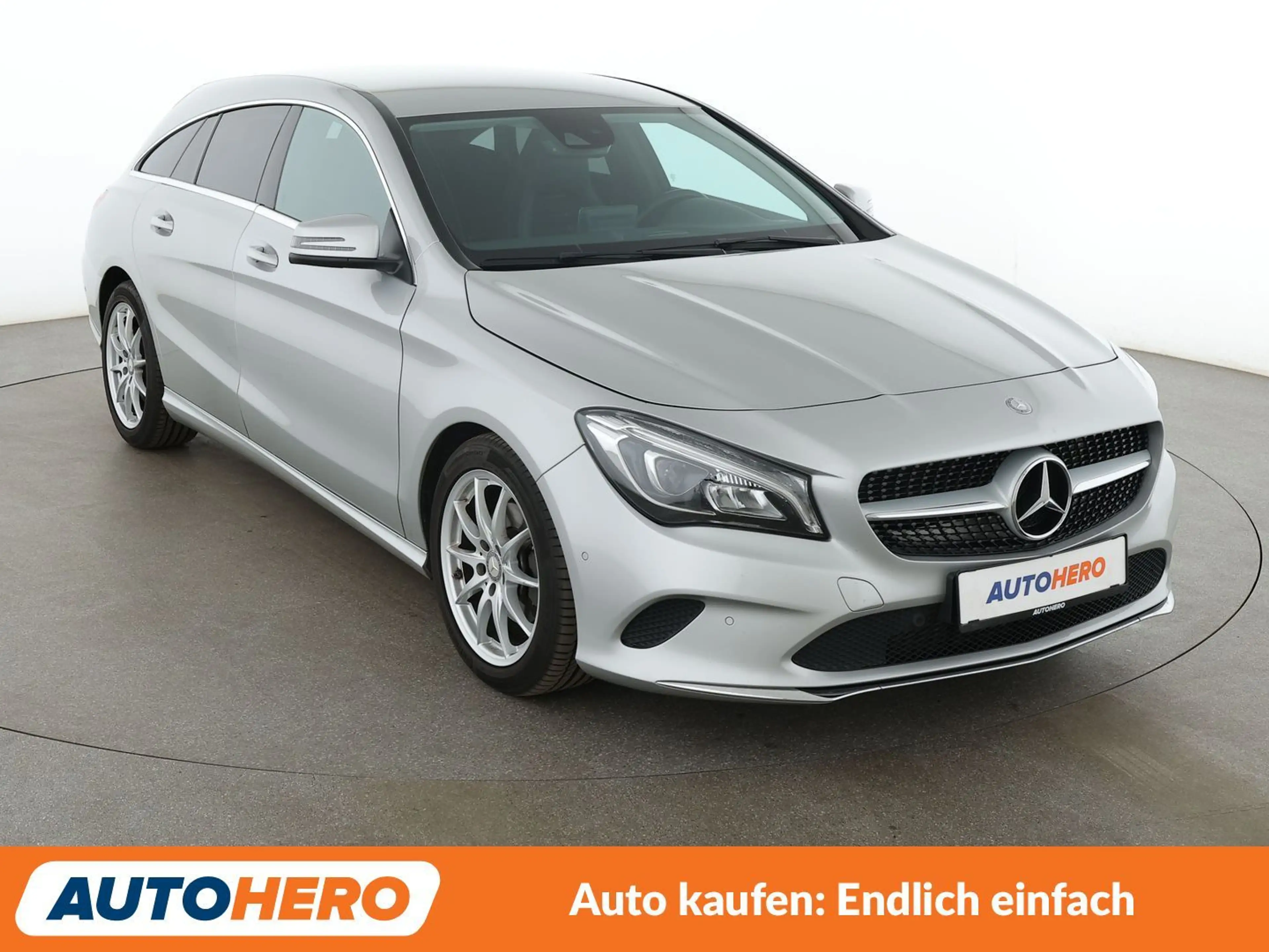 Mercedes-Benz CLA 220 CLA 220 Shooting Brake 4Matic Urban — photo 8
