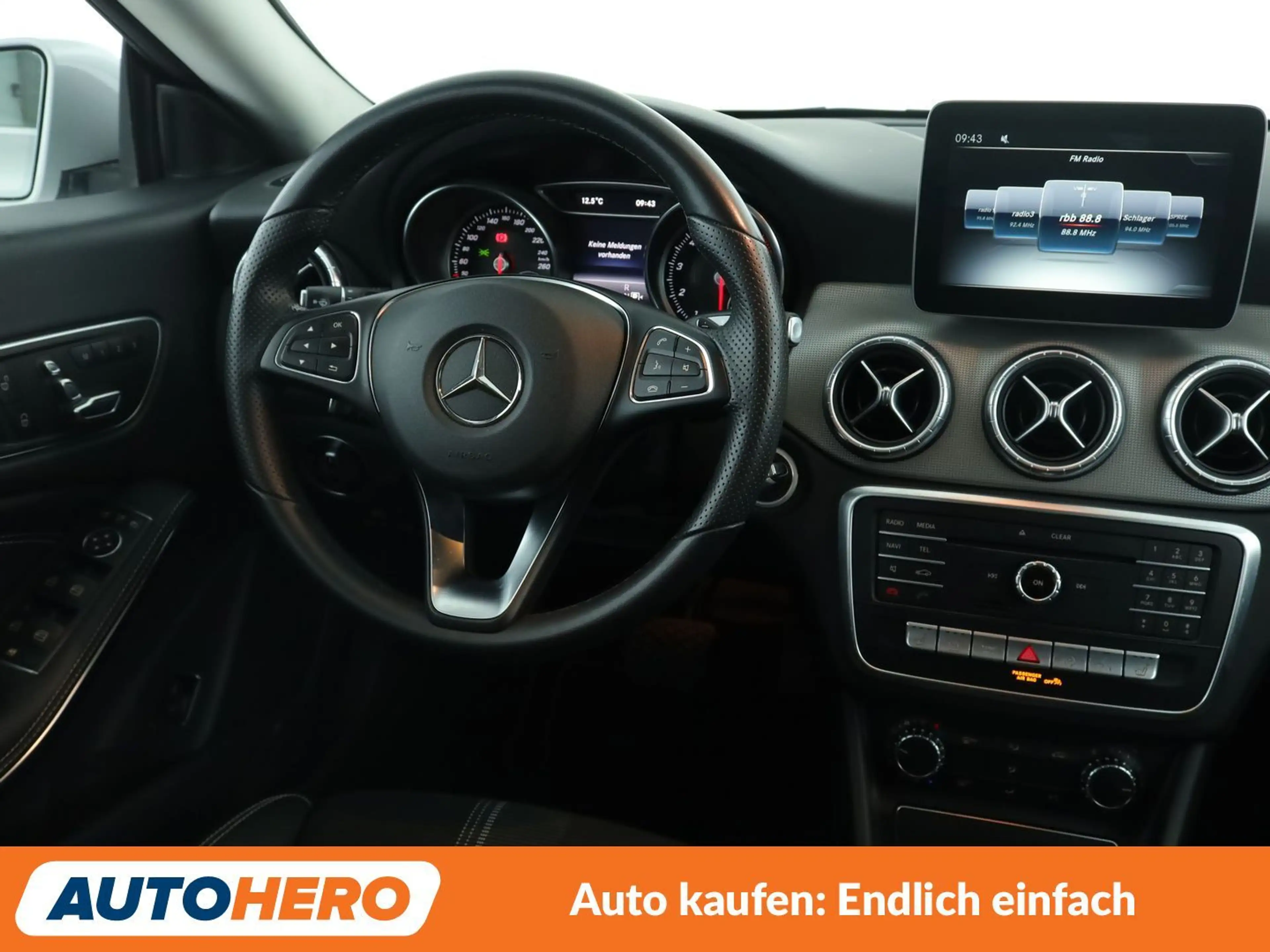Mercedes-Benz CLA 220 CLA 220 Shooting Brake 4Matic Urban — photo 13