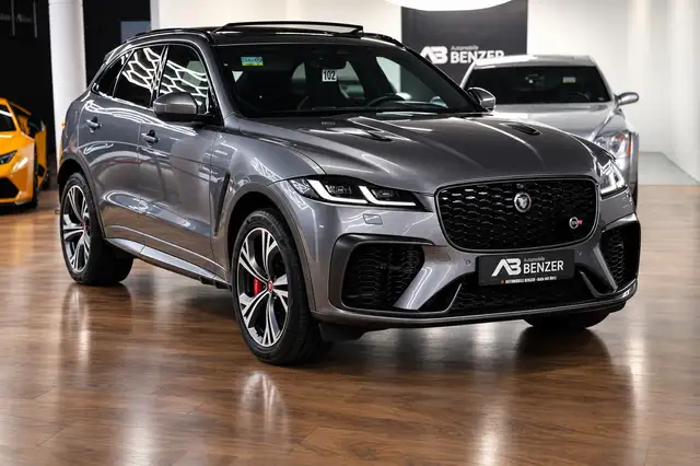 Jaguar F-Pace SVR /PANO/MERIDIAN/HUD/360°KAM/MEMORY