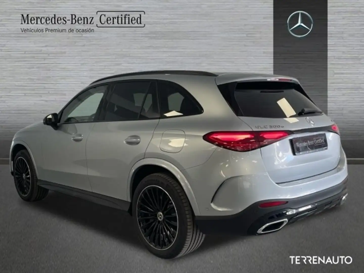 Mercedes-Benz GLC 300 e 4MATIC con tecnología híbrida EQ - 2