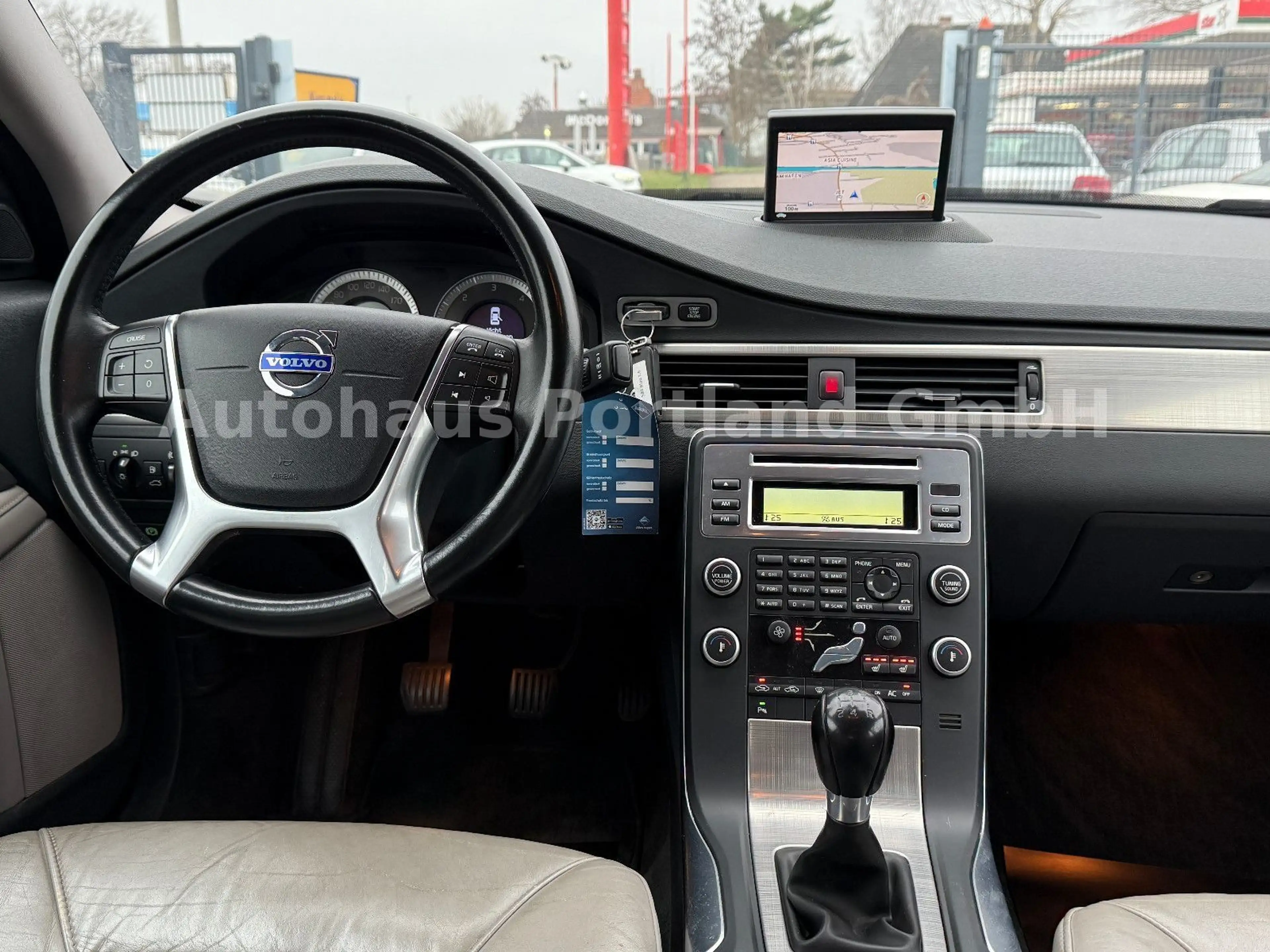 Volvo S80 1.6 D Drive Momentum/Tempo/SHZ/Multi/HU NEU — photo 9