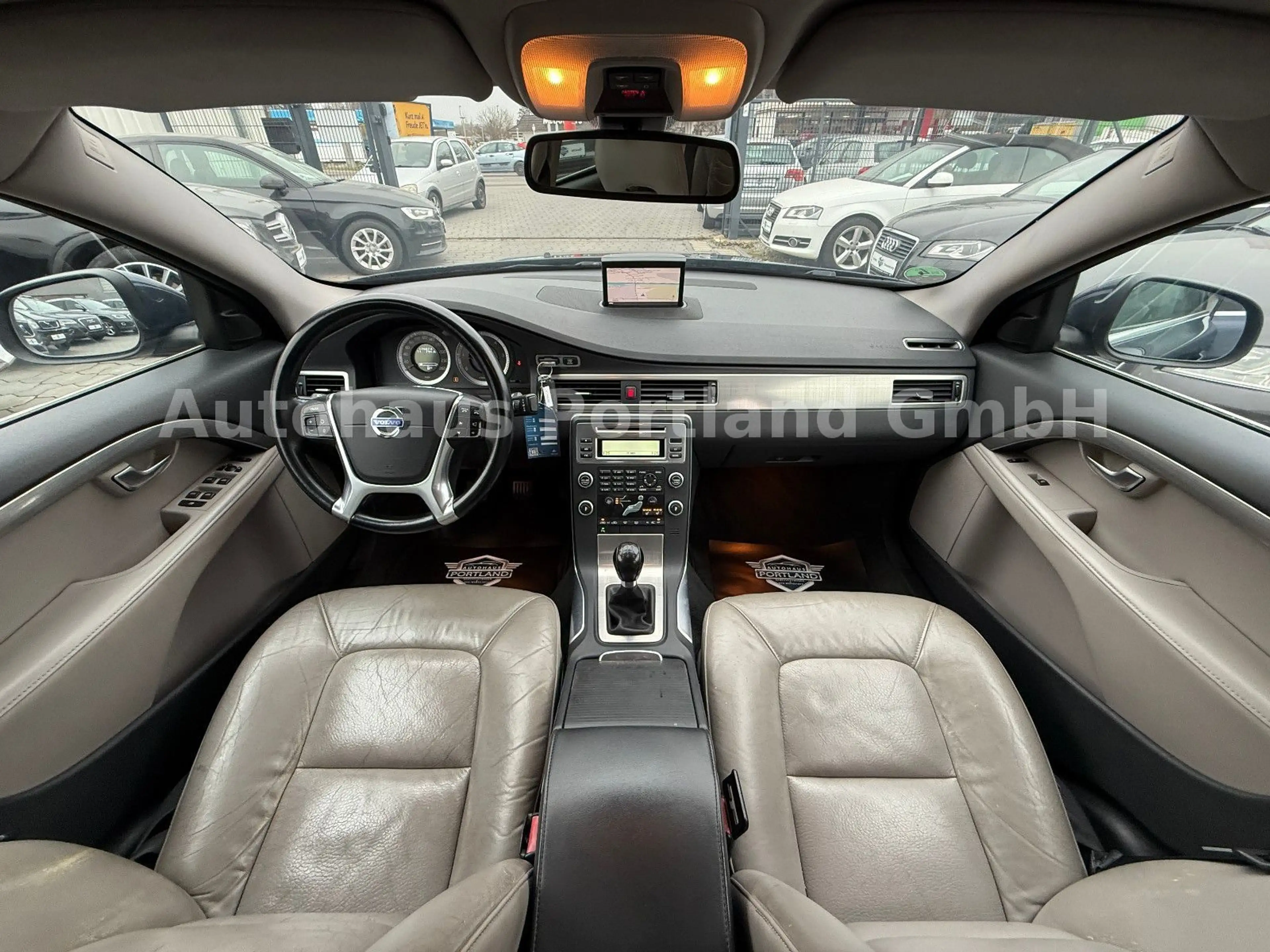 Volvo S80 1.6 D Drive Momentum/Tempo/SHZ/Multi/HU NEU — photo 12