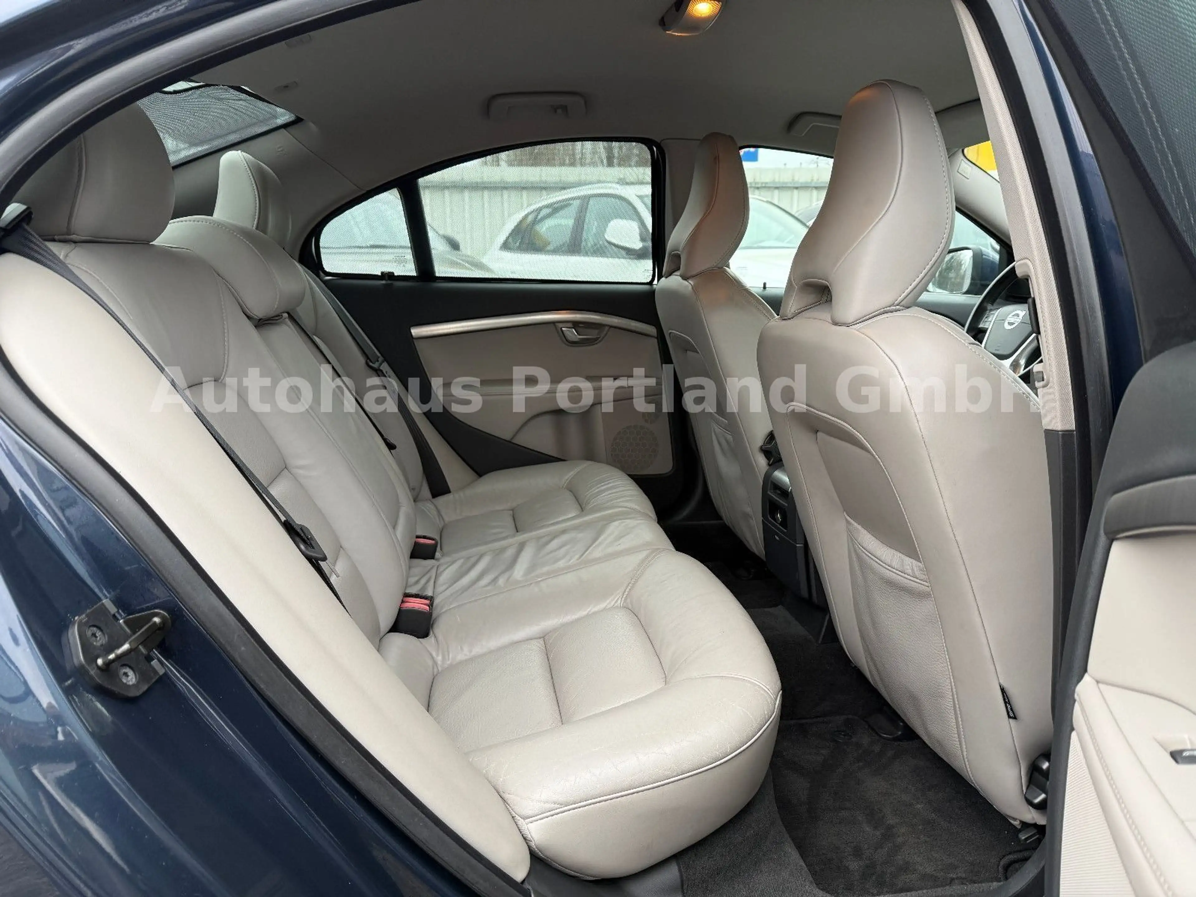 Volvo S80 1.6 D Drive Momentum/Tempo/SHZ/Multi/HU NEU — photo 15